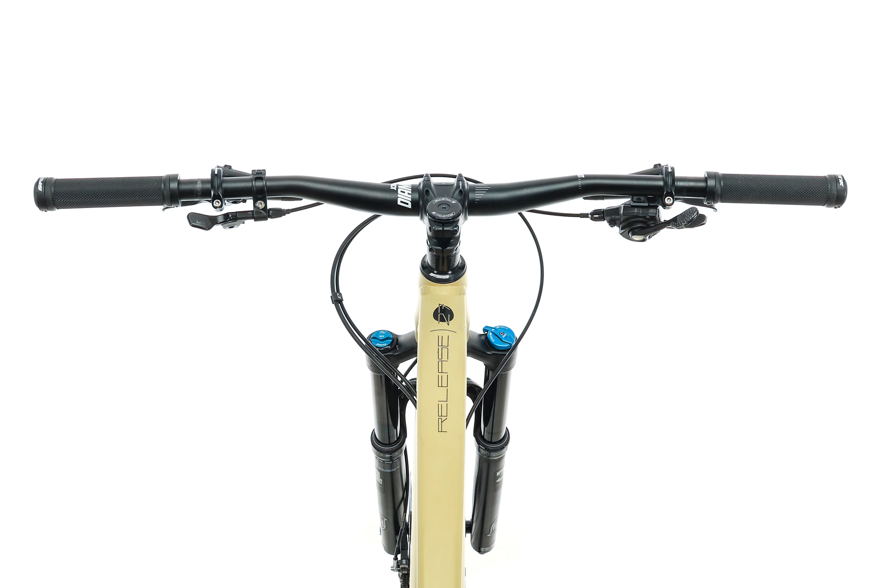 Diamondback Release 3 Mountain Bike - 2019, Medium - Image 7