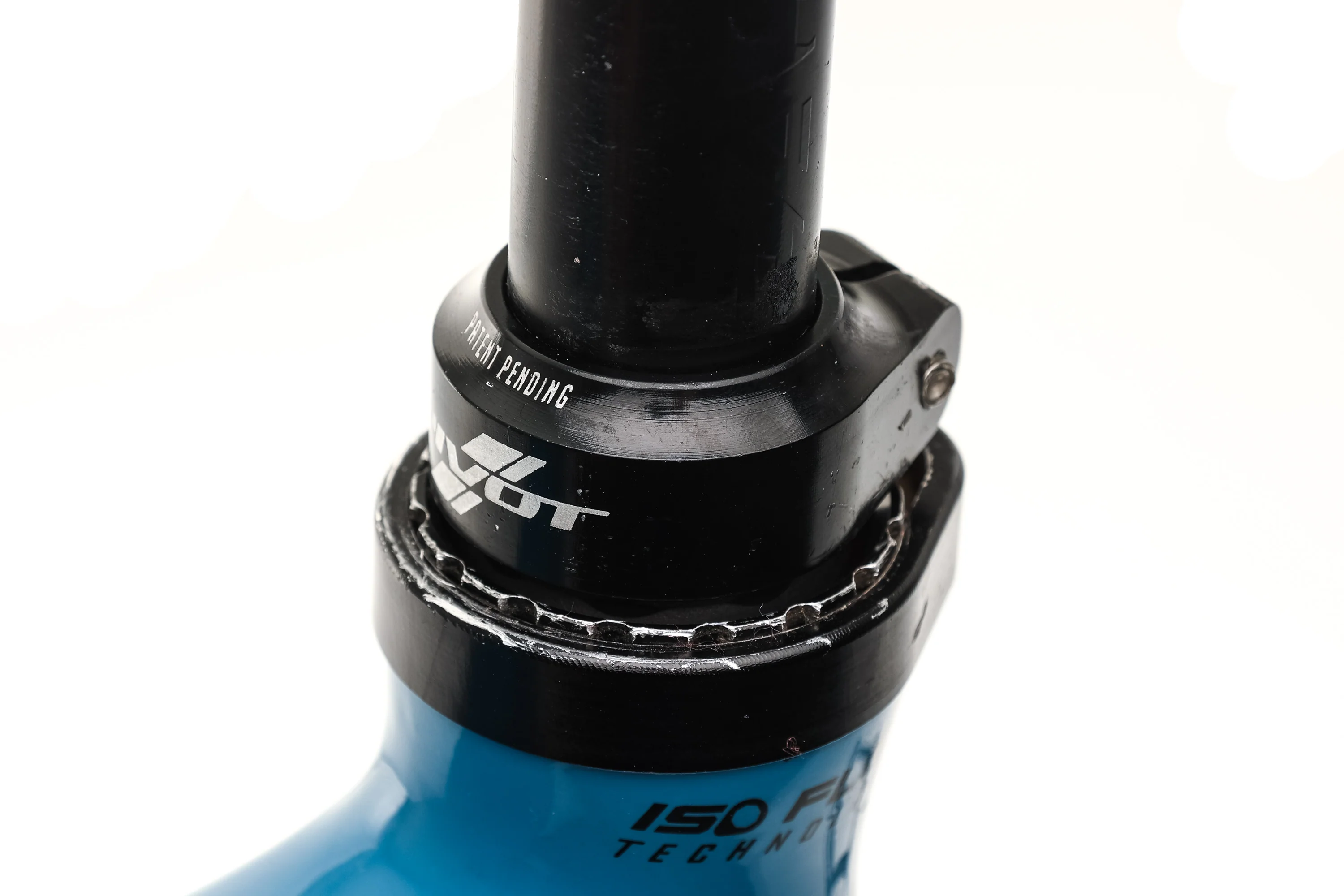 Pivot Vault Medium Frameset - 2020 - Image 12