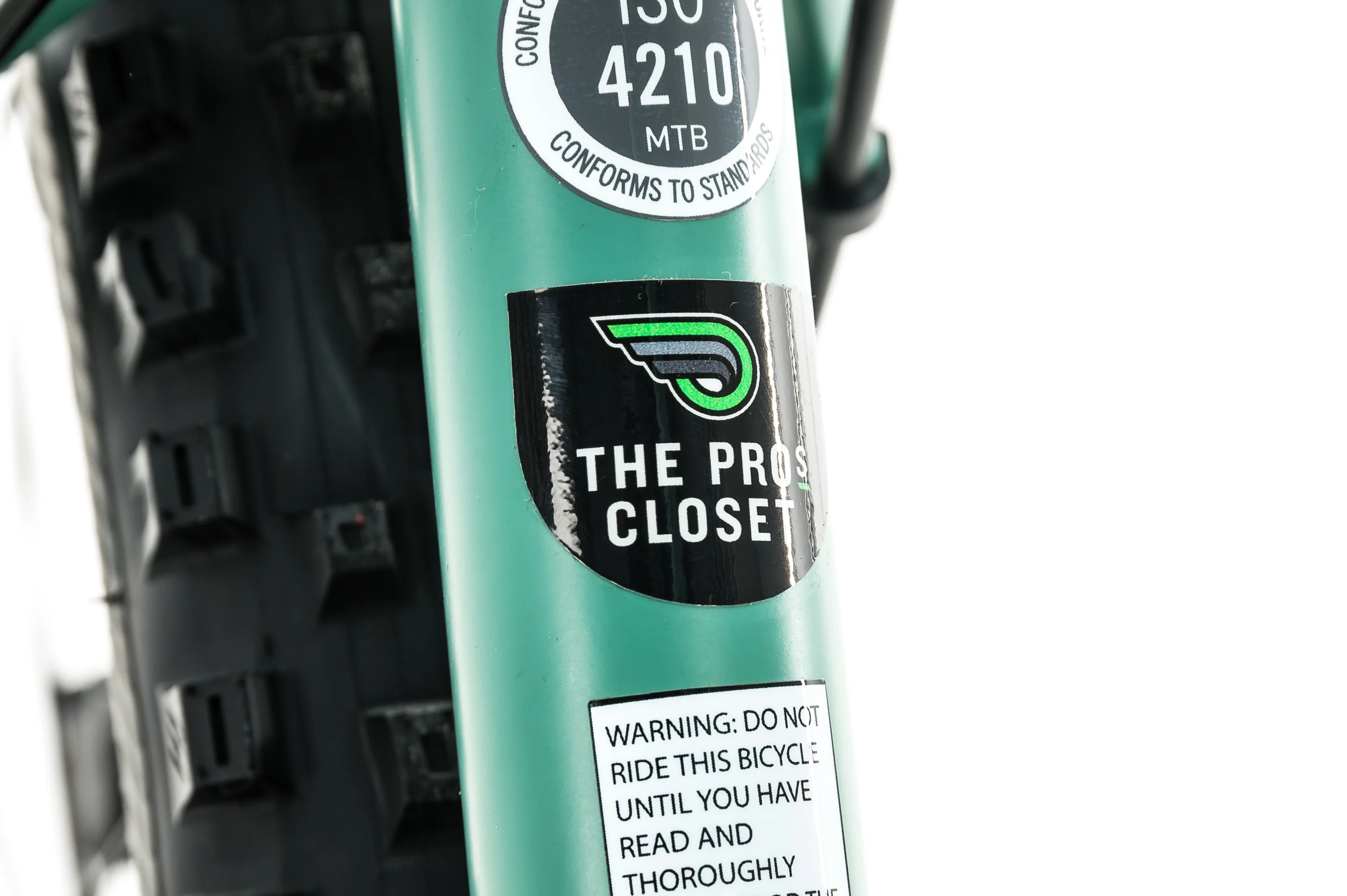 Bombtrack Cale AL Matt Hazy Green Mountain Bike - 2022, Medium - Image 3