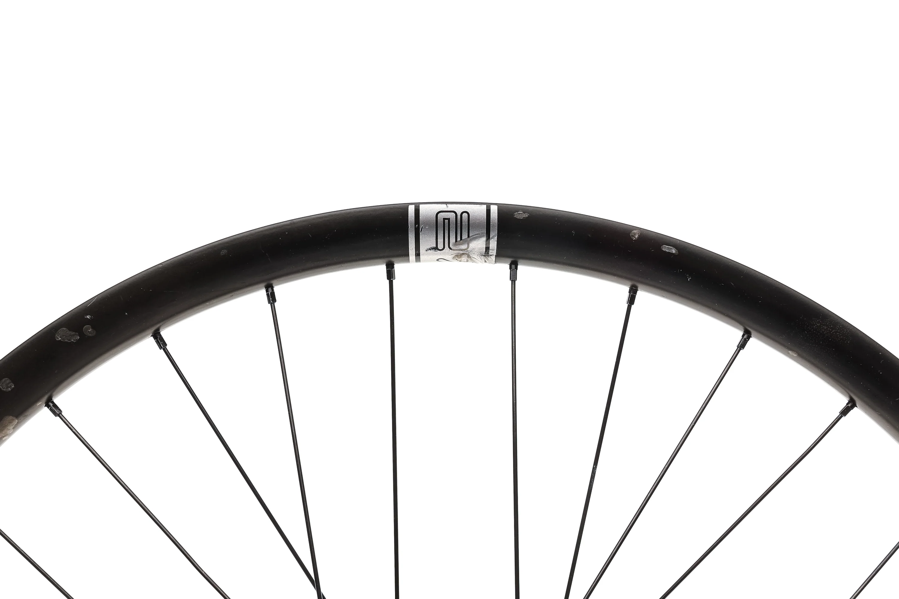 Atomik GR26 w/ Industry Nine Torch Hubs Carbon Tubeless 27.5" Front Wheel - Image 6