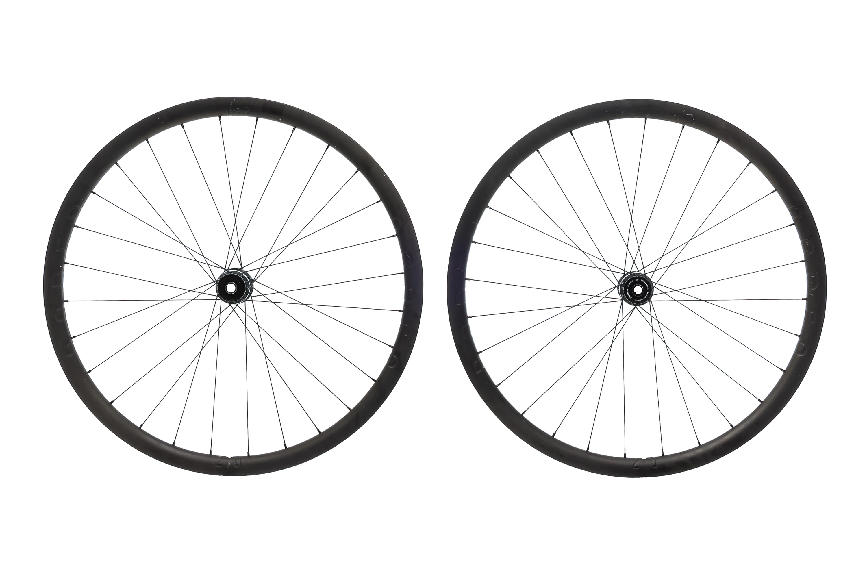 Rodeo Labs 2.0 Carbon Tubeless 650b Wheelset - Image 2