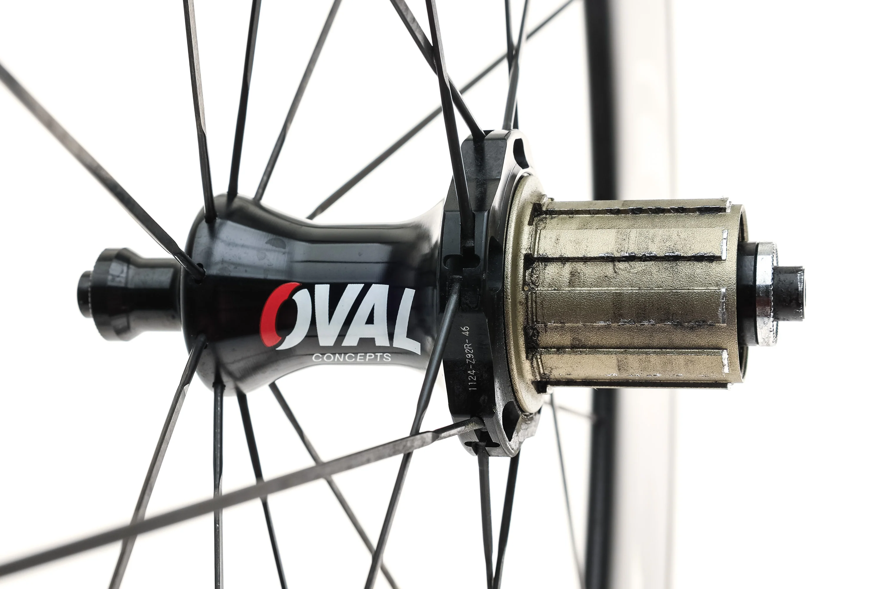 Oval Concepts 978/9105 Carbon Clincher 700c Wheelset - Image 3