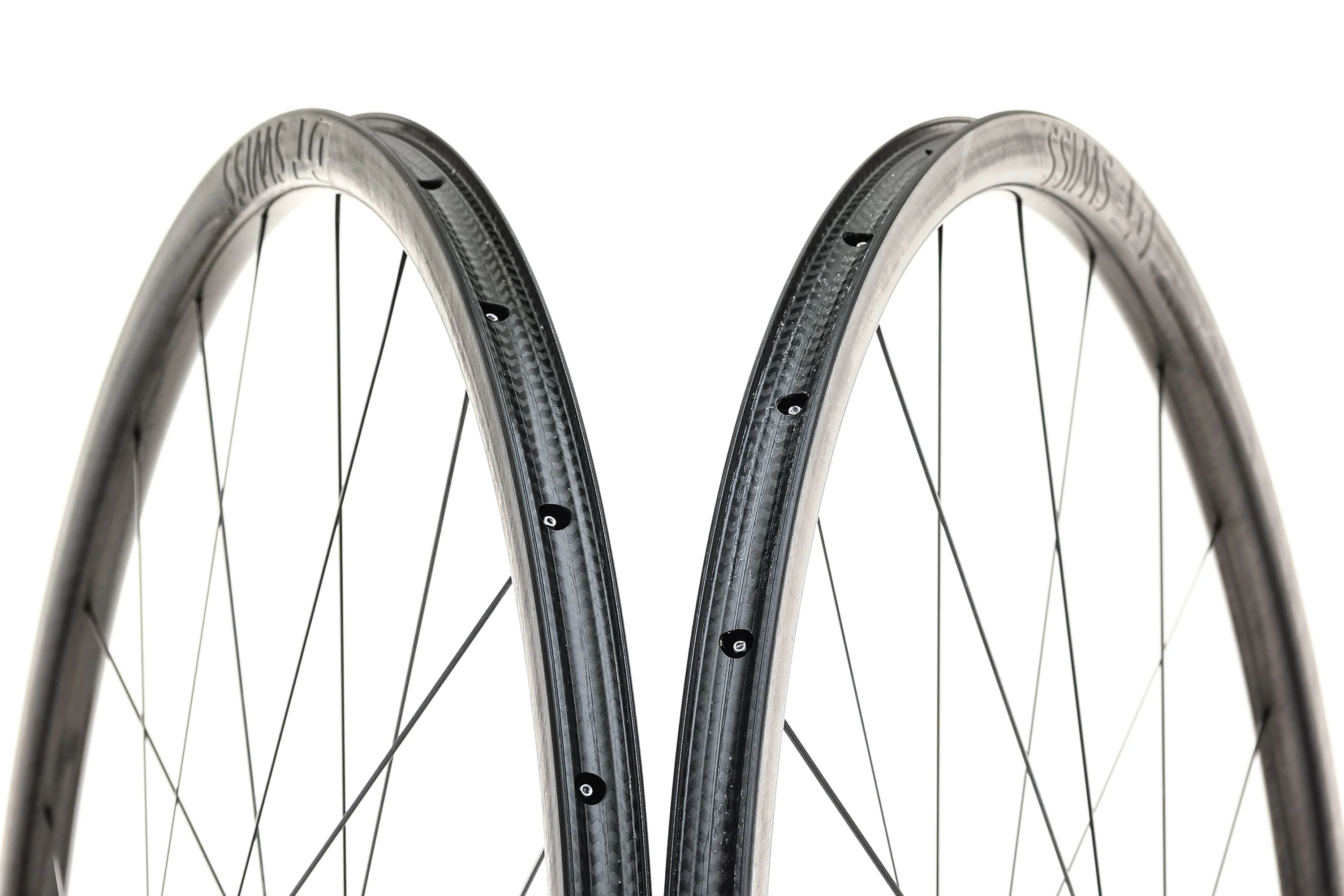 DT Swiss PRC 1100 DICUT 24 Disc 25Y Edition Carbon Tubeless 700c Wheelset - Image 3