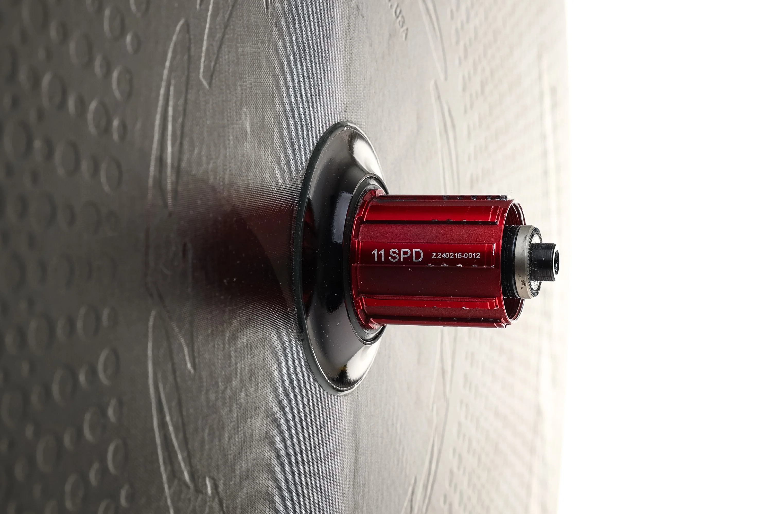 Zipp Super-9 Carbon Clincher 700c Rear Wheel - Image 3