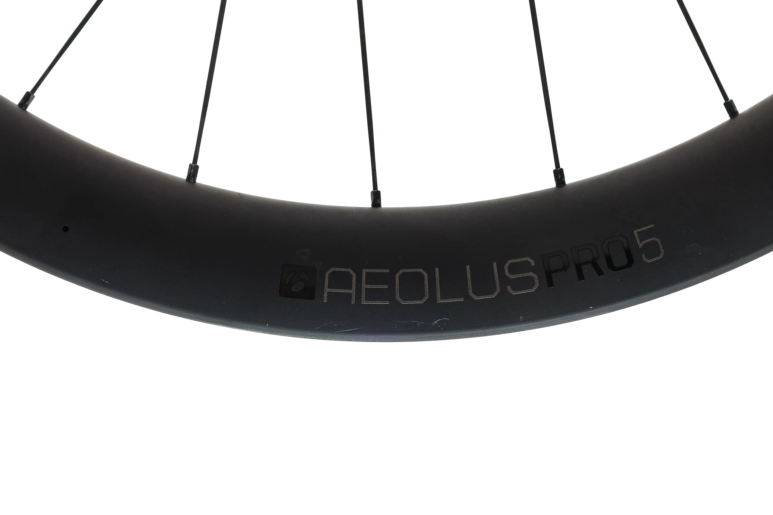 Bontrager Aelous Pro 5 Carbon Tubeless 700c Wheelset - Image 9