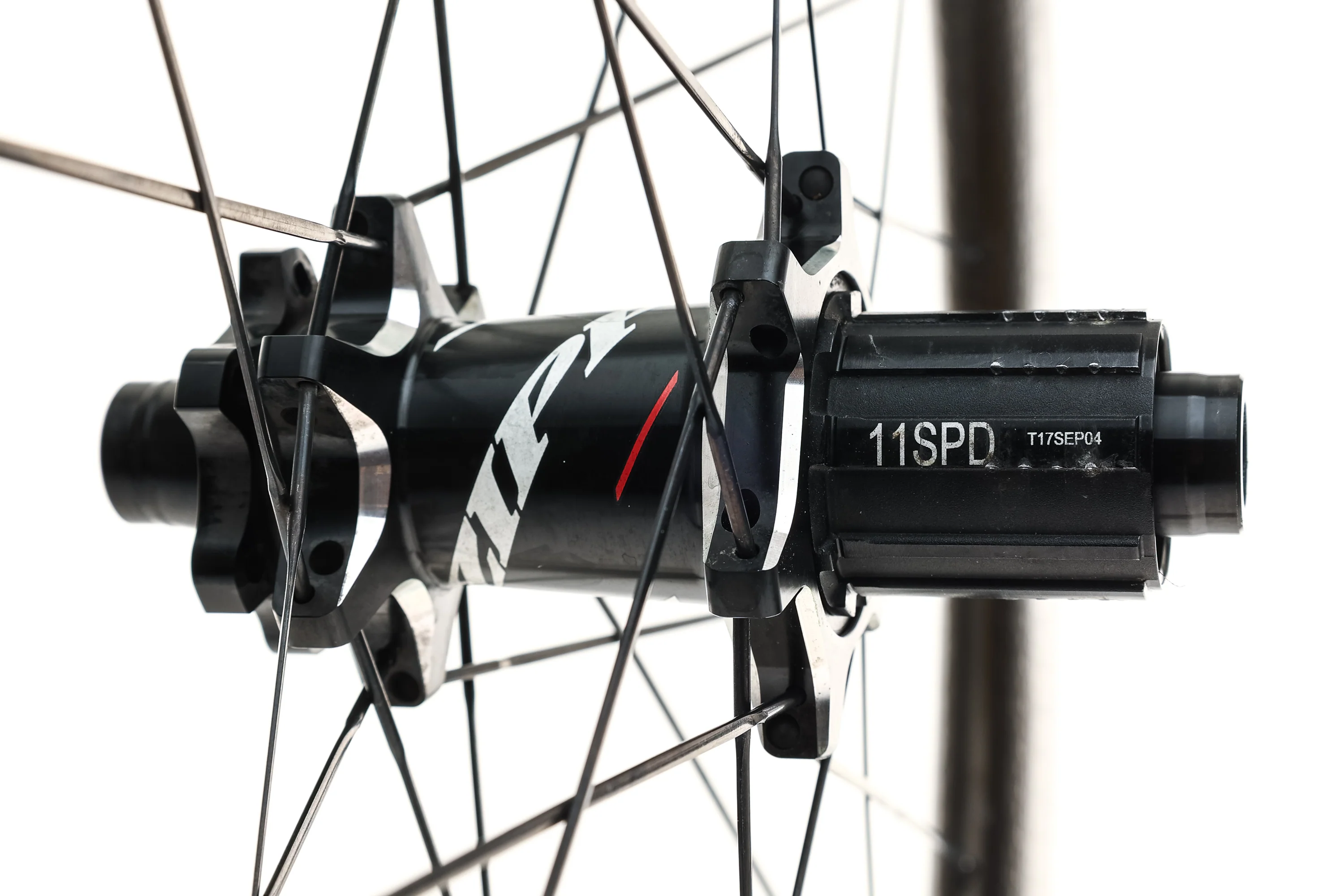 Zipp 404 Firecrest Carbon Tubeless 700c Wheelset - Image 3
