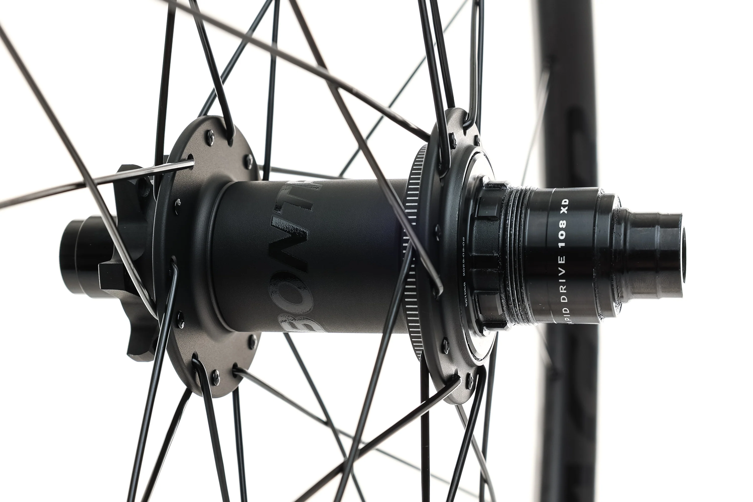 Bontrager Kovee Elite 23 Carbon Tubeless 29" Wheelset - Image 3