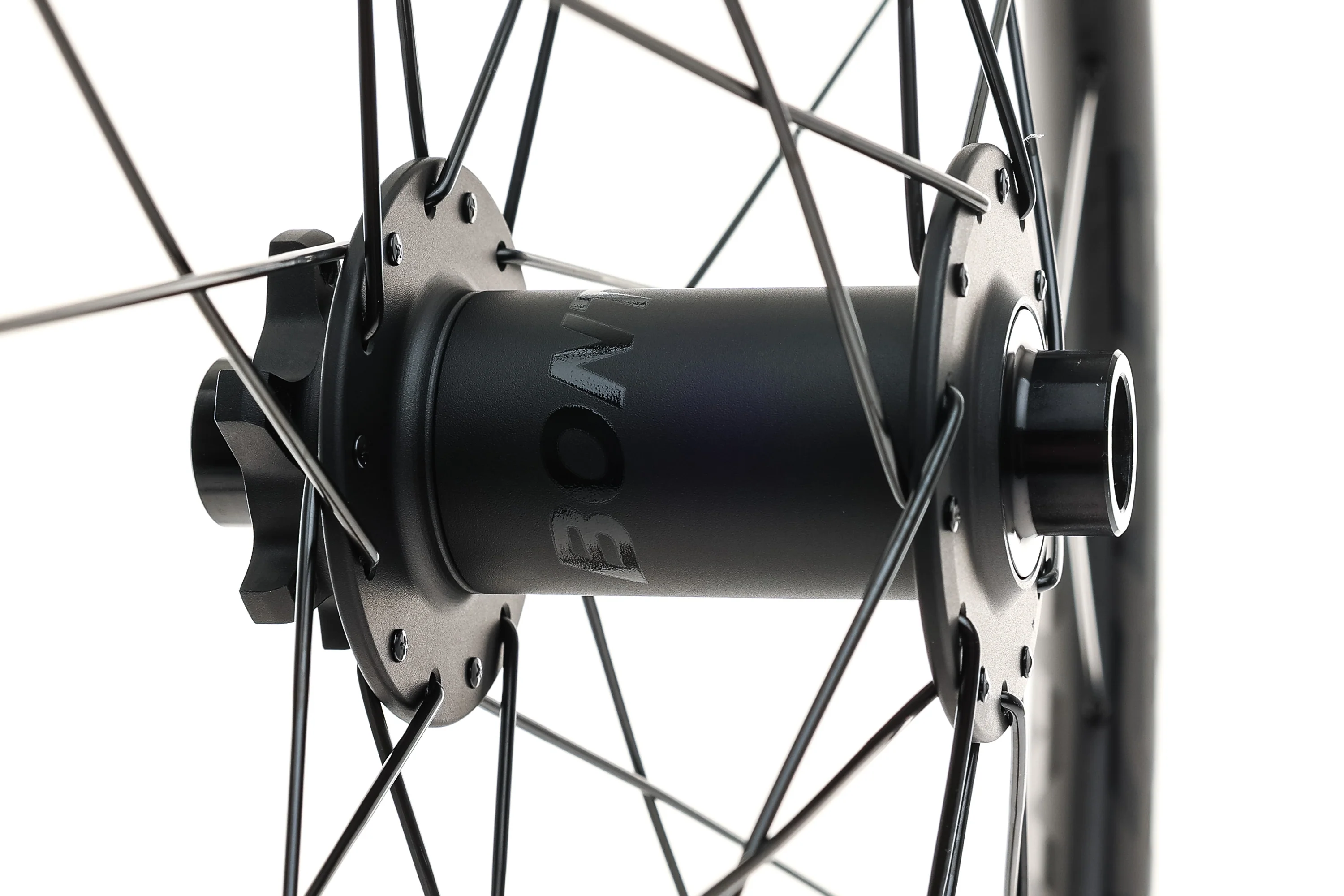 Bontrager Kovee Elite 23 Carbon Tubeless 29" Wheelset - Image 4