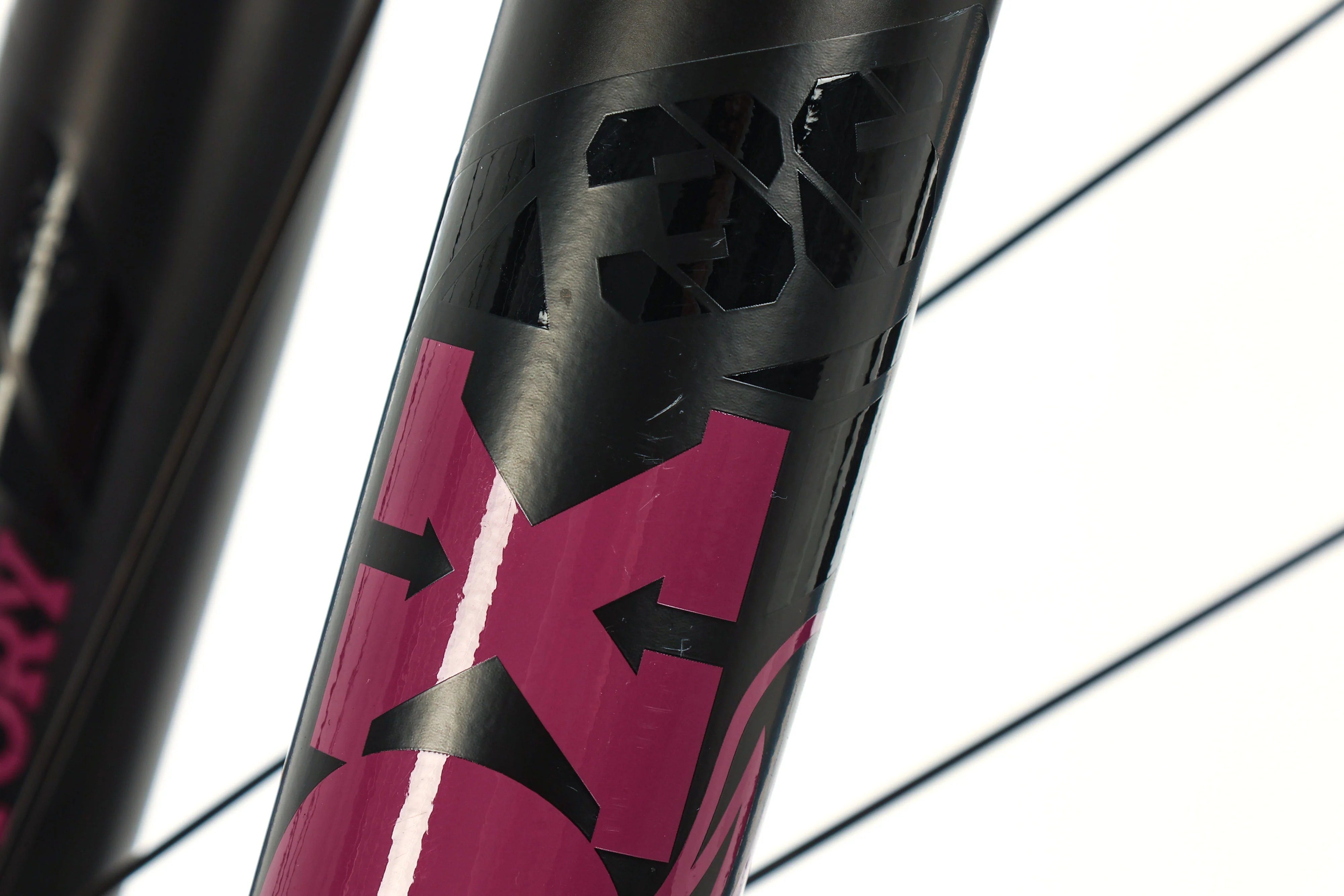 Pivot Shadowcat Team XX Eagle Transmission Mountain Bike - 2023, Small - Image 9