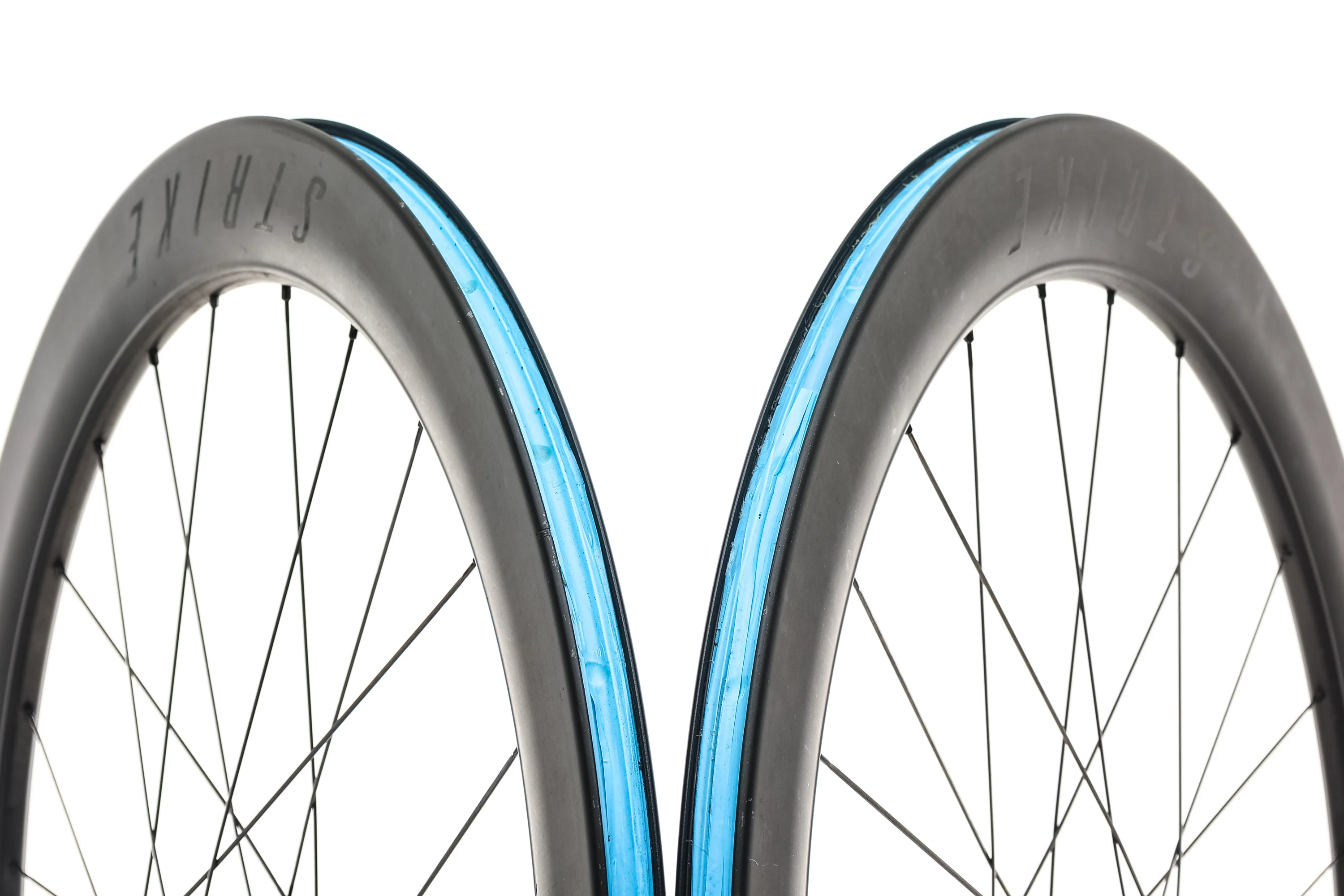 Reynolds Strike Carbon Tubeless 700c Wheelset - Image 5