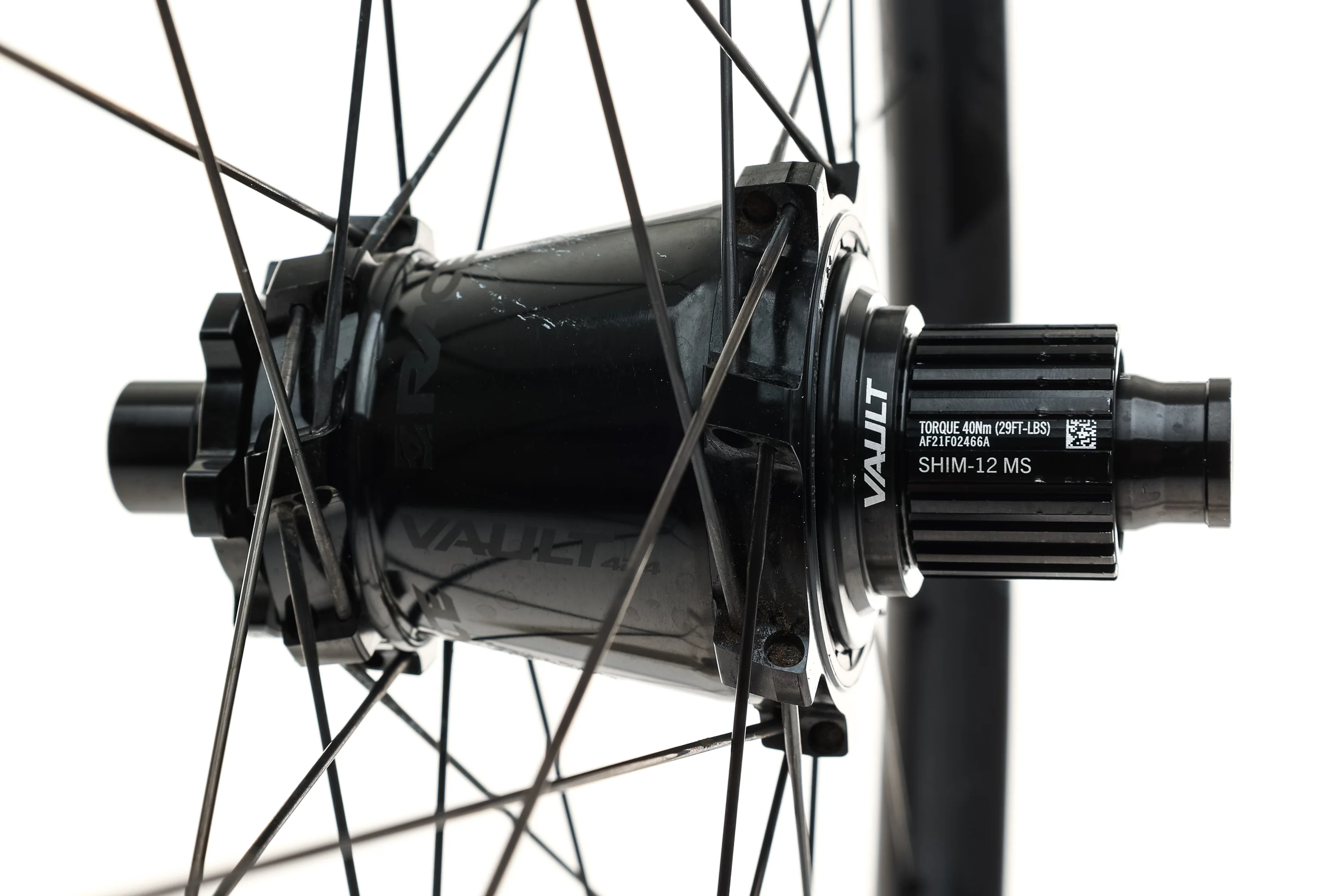 Race Face Turbine R 30 Aluminum Tubeless 29" Wheelset - Image 3