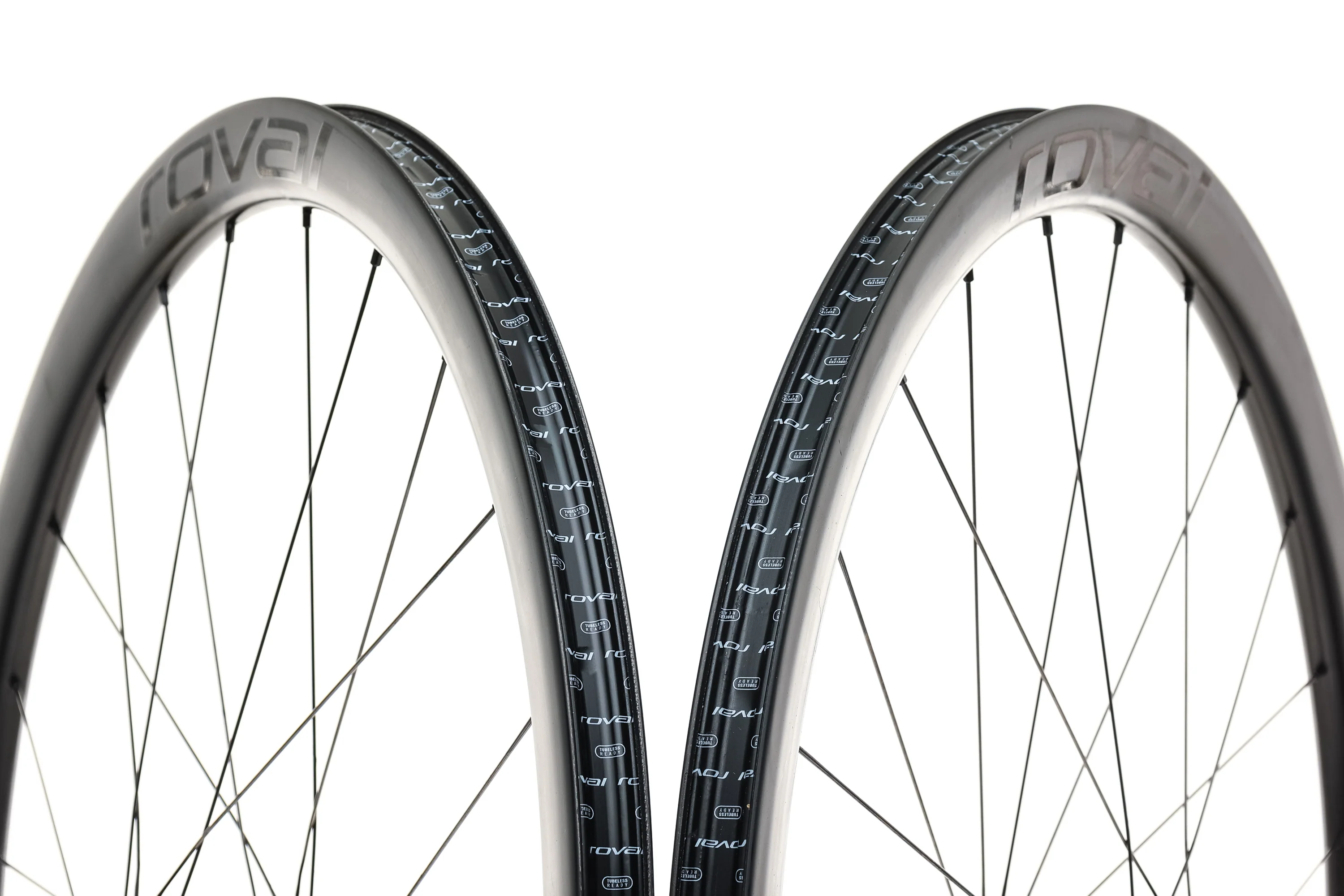 Roval C38 Boost Carbon Tubeless 700c Wheelset - Image 5