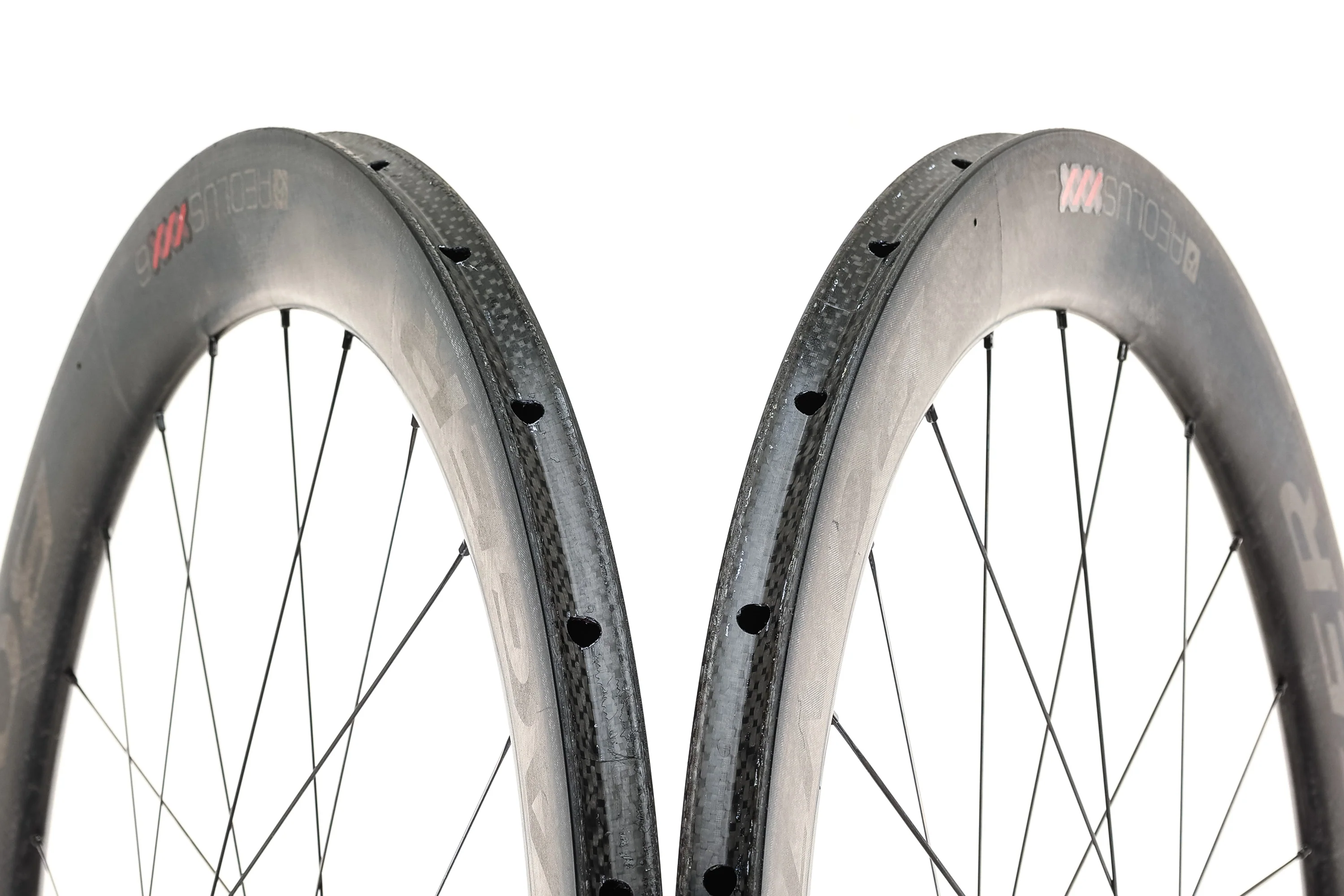 Bontrager Aeolus XXX 6 Carbon Tubular 700c Wheelset - Image 5