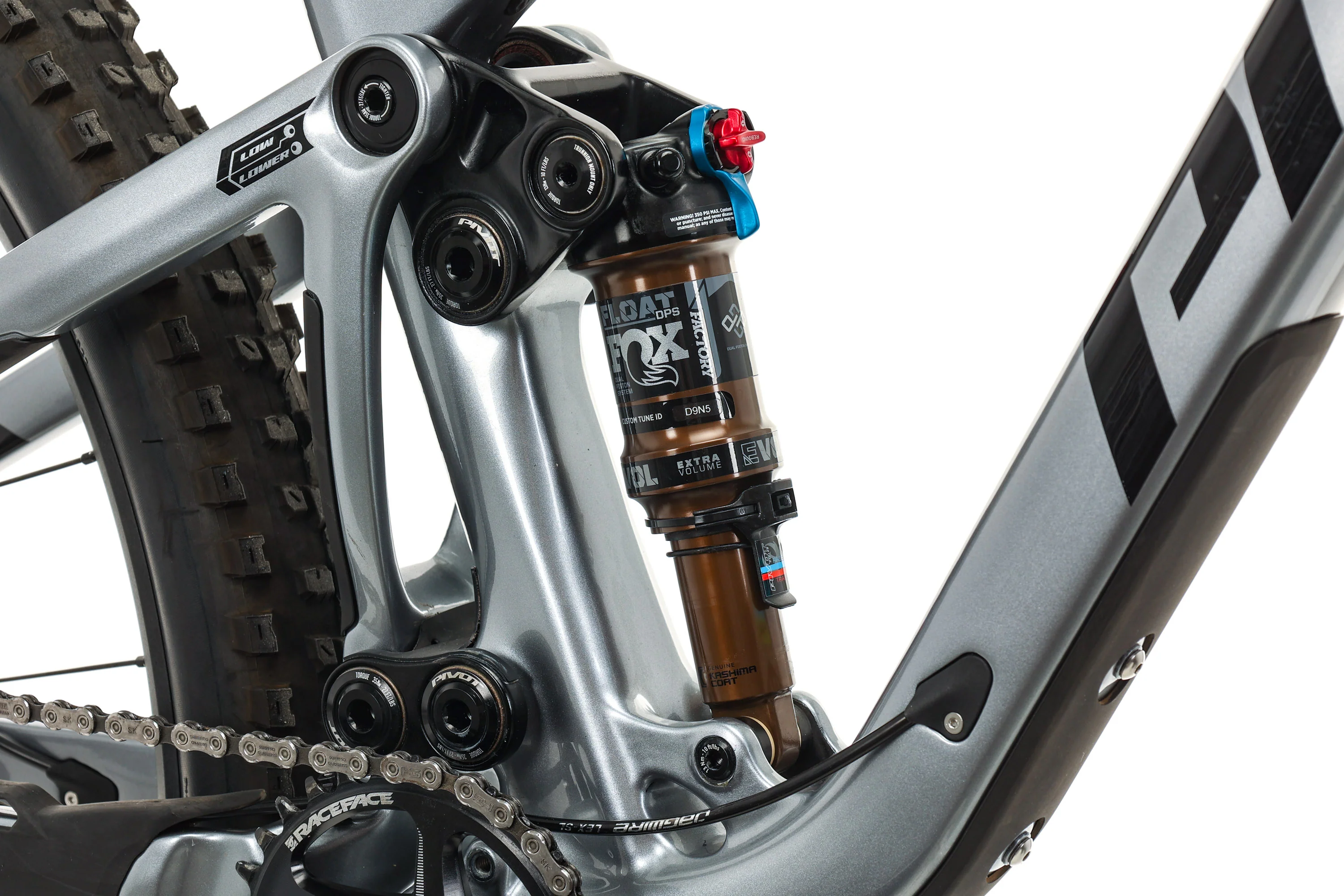 Pivot Trail 429 Pro XT/XTR Mountain Bike - 2021, Medium - Image 4