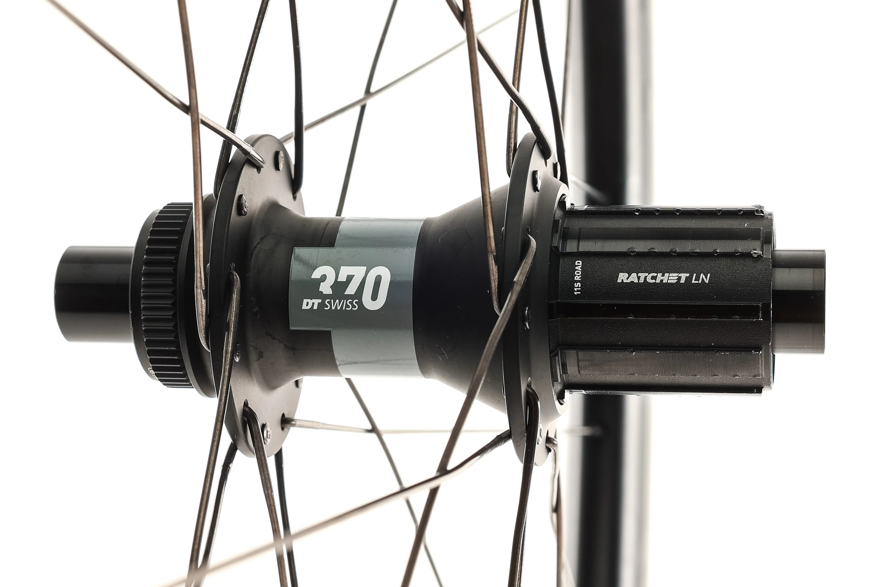 Roval Terra C Carbon Tubeless 700c Wheelset - Image 3