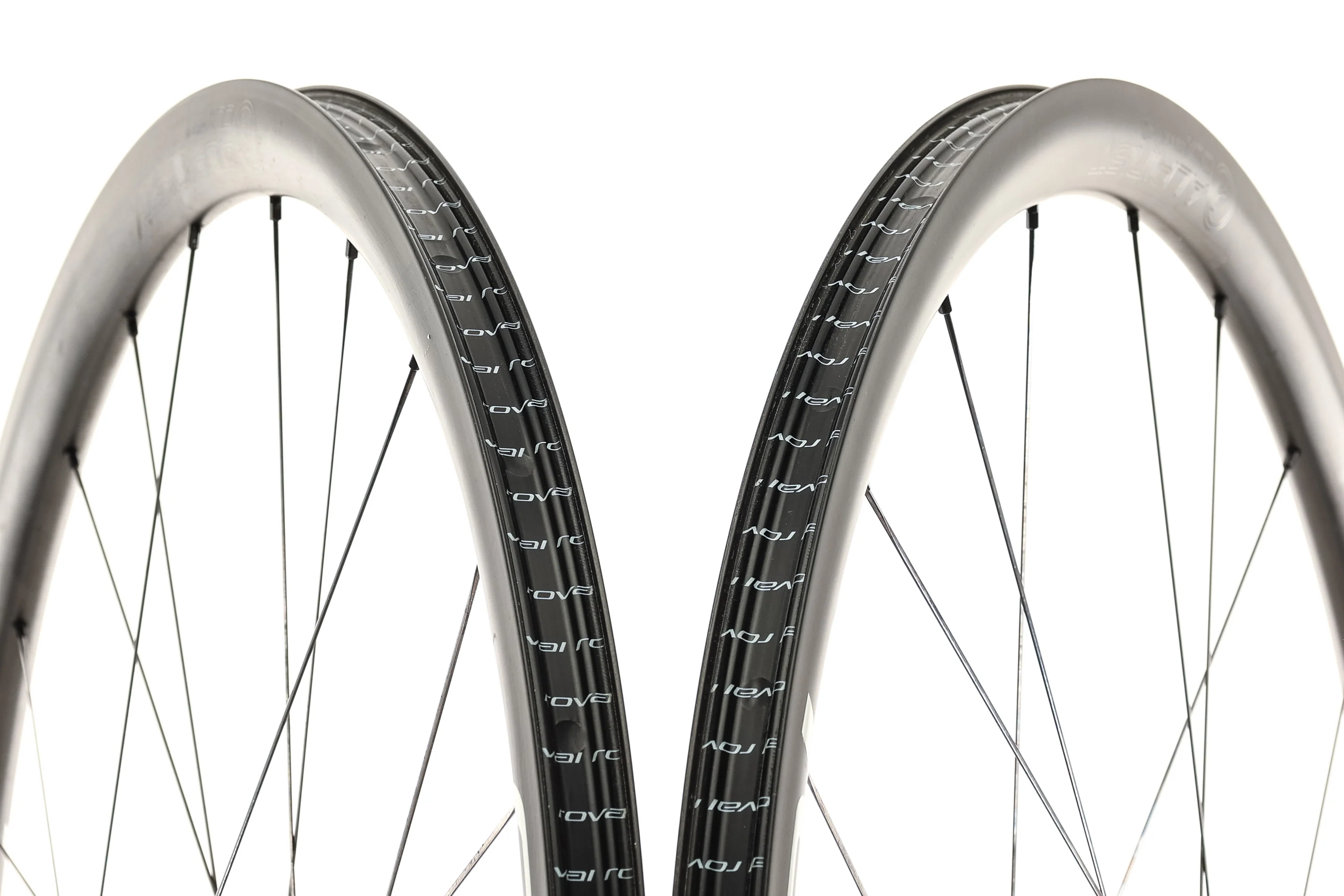 Roval Alpinist CLX Carbon Clincher 700c Wheelset - Image 5