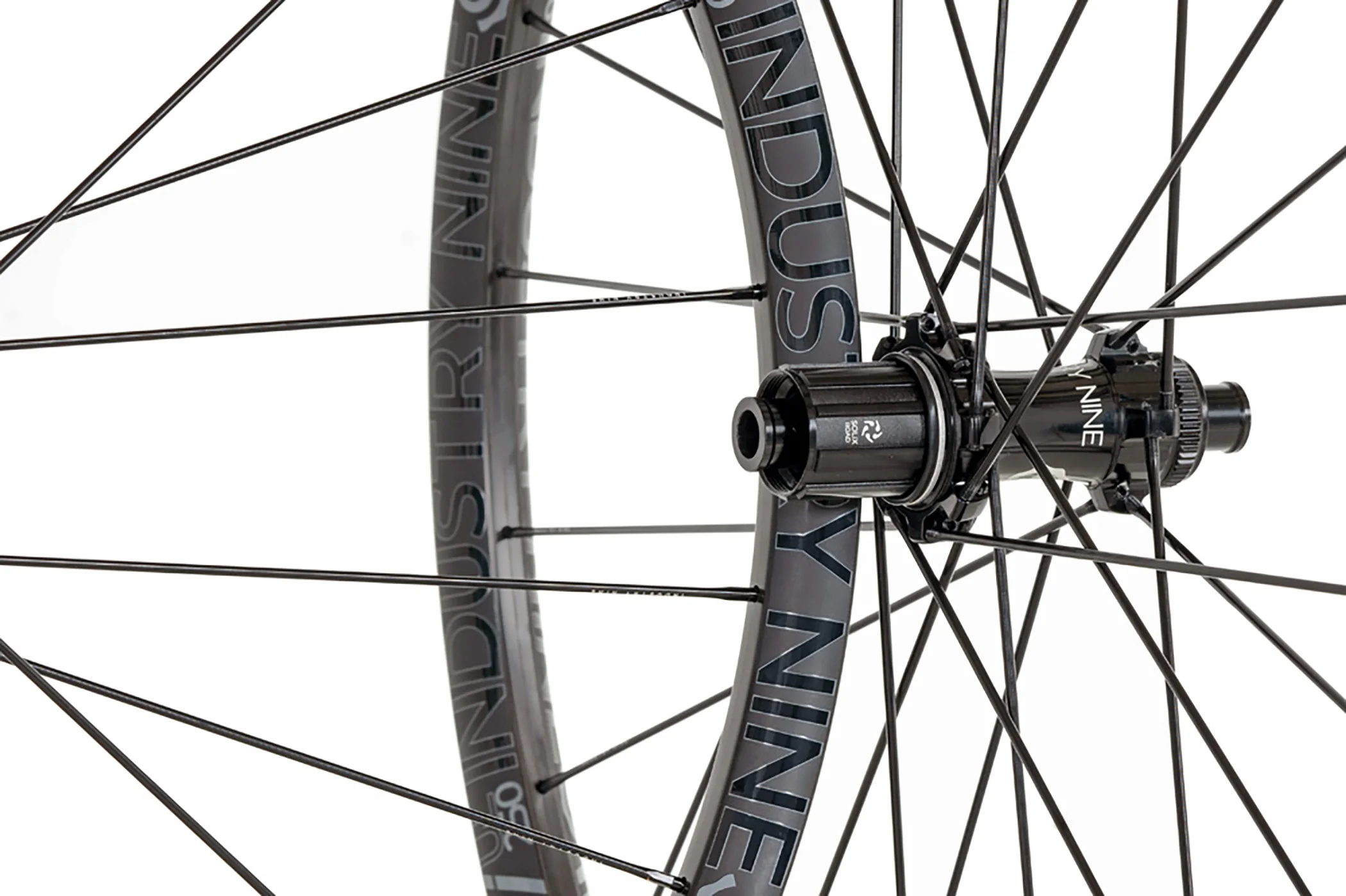 Industry Nine Solix G UL250C Carbon Tubeless 700c Wheelset - Image 4