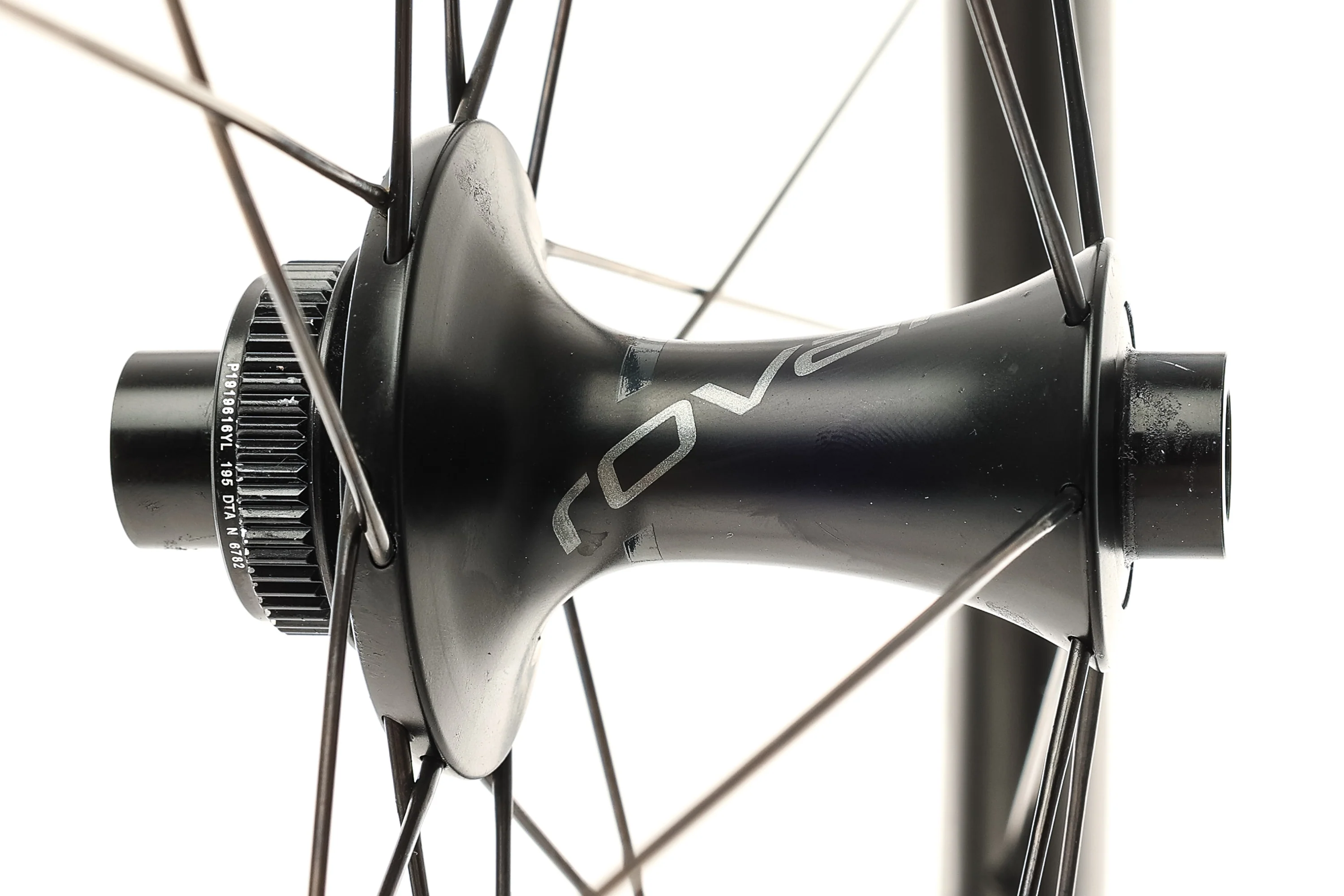 Roval CL50 Carbon Tubeless 700c Wheelset - Image 4