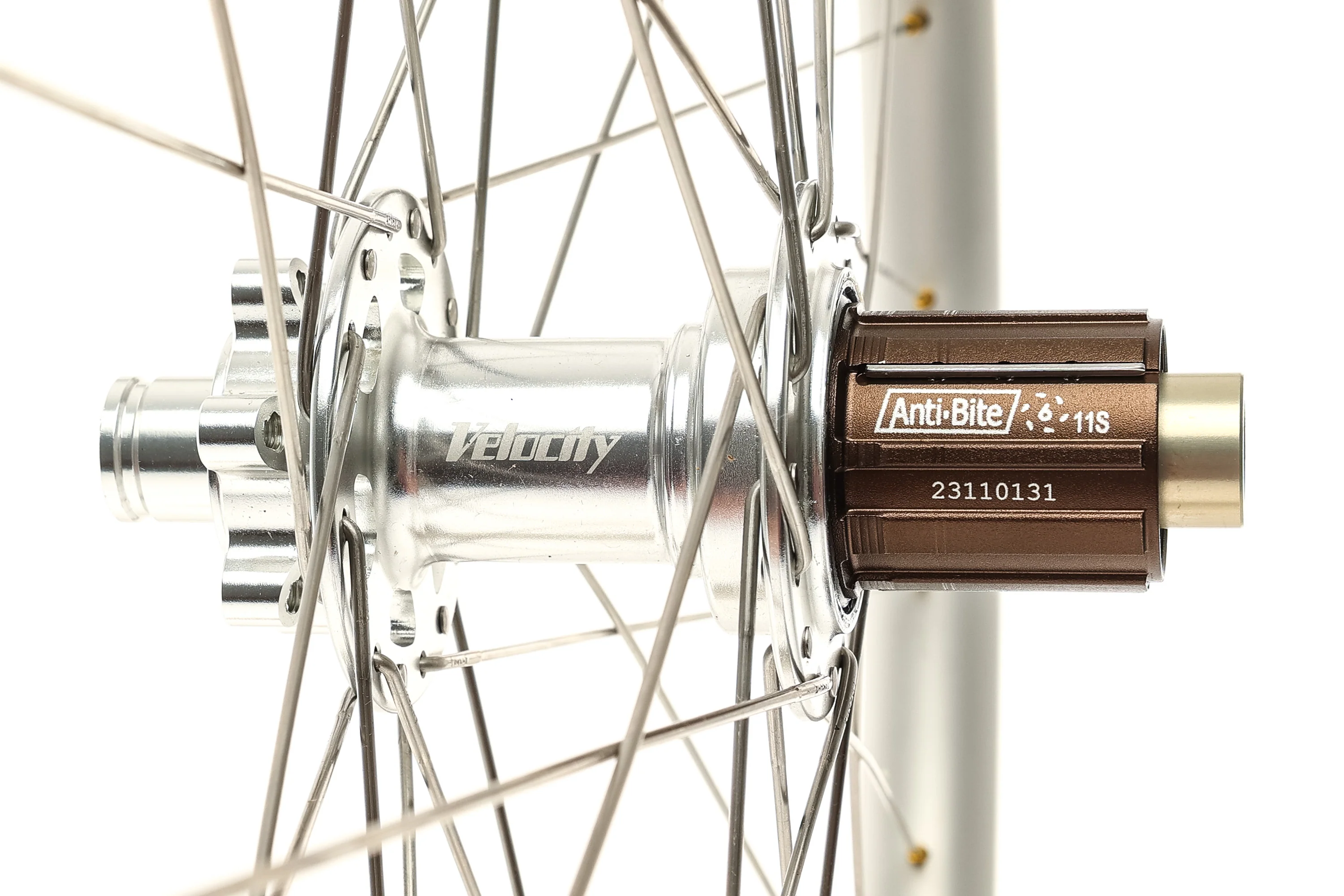 Velocity Blunt SS Aluminum Tubeless 29" Wheelset - Image 4