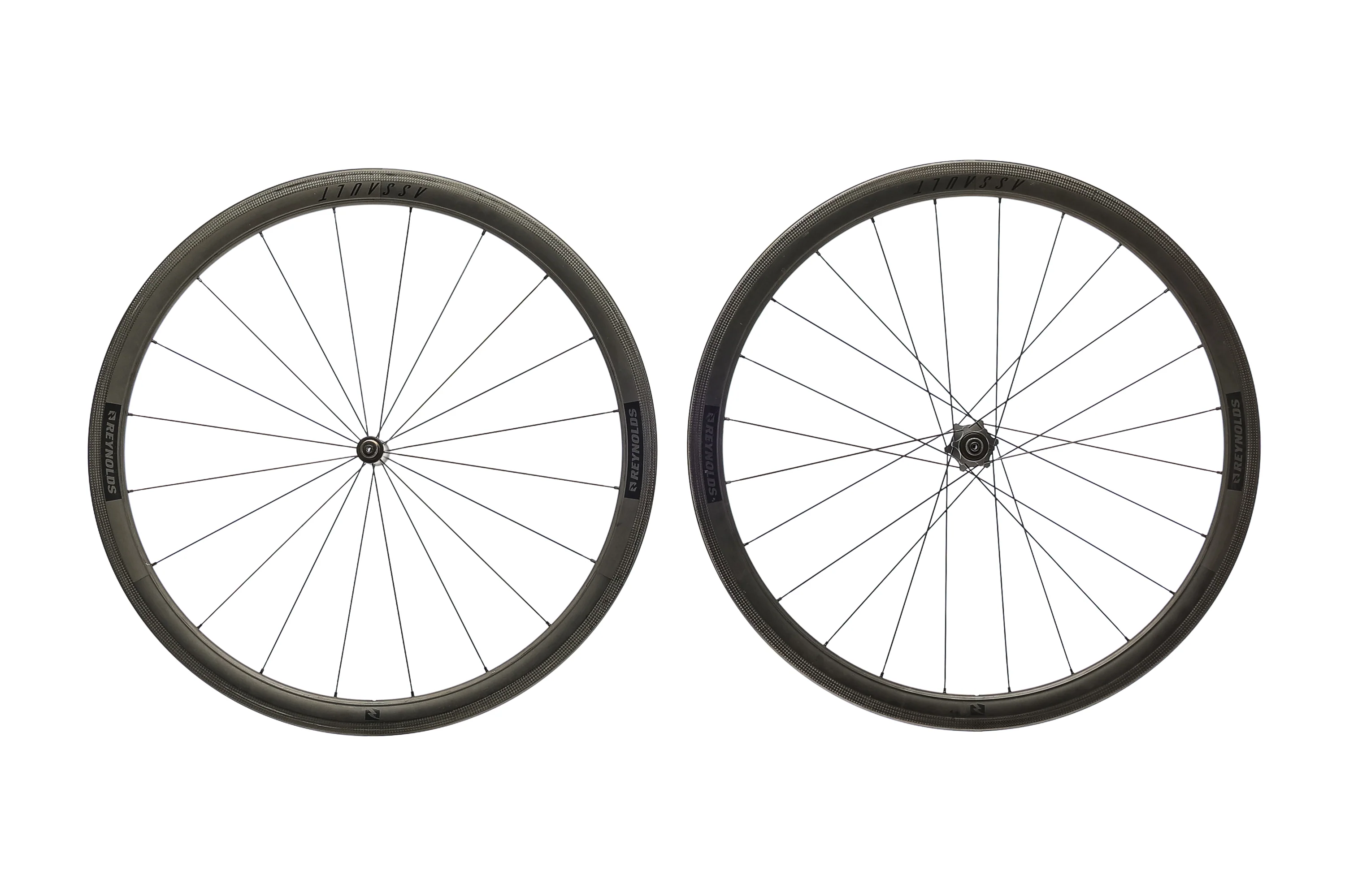 Reynolds Assault SLG Carbon Tubeless 700c Wheelset - Image 2