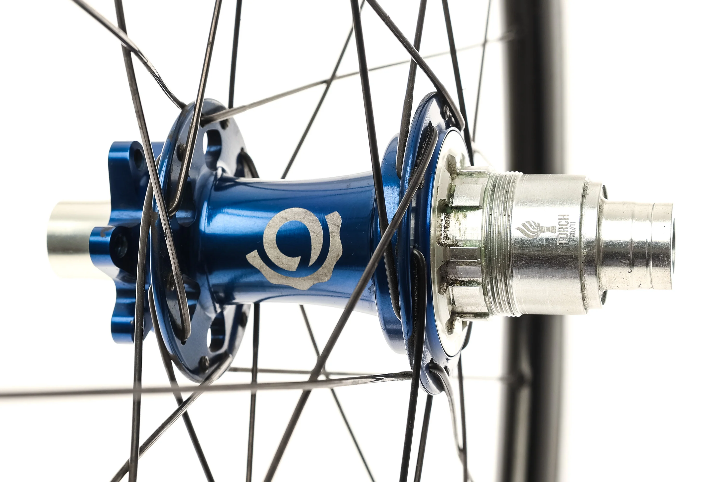 Light Bicycle R55/R65 w/ Industry Nine Torch Hubs Carbon Tubeless 700c Wheelset - Image 3