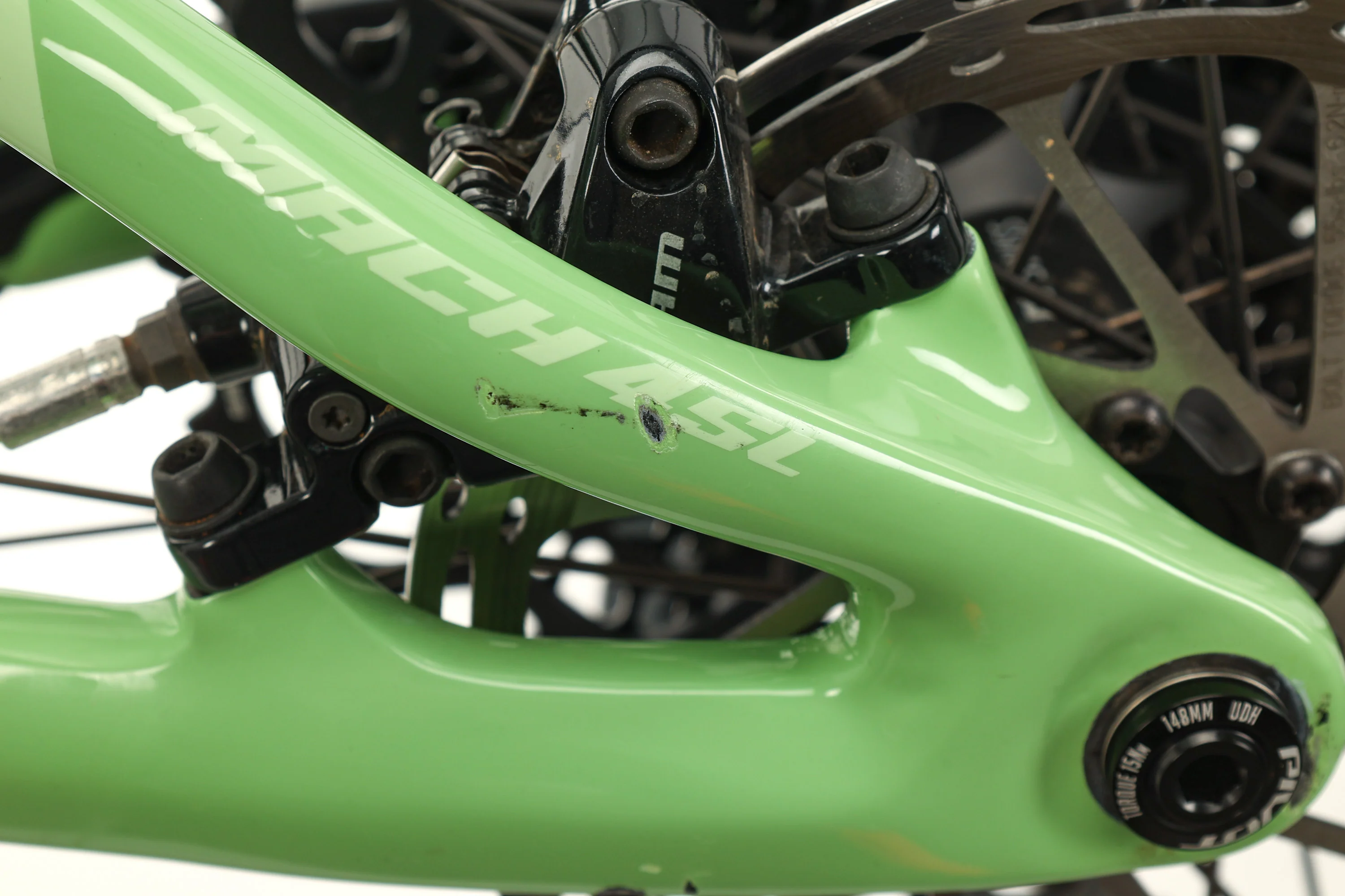 Pivot Mach 4 SL Mountain Bike - 2023, Medium - Image 9