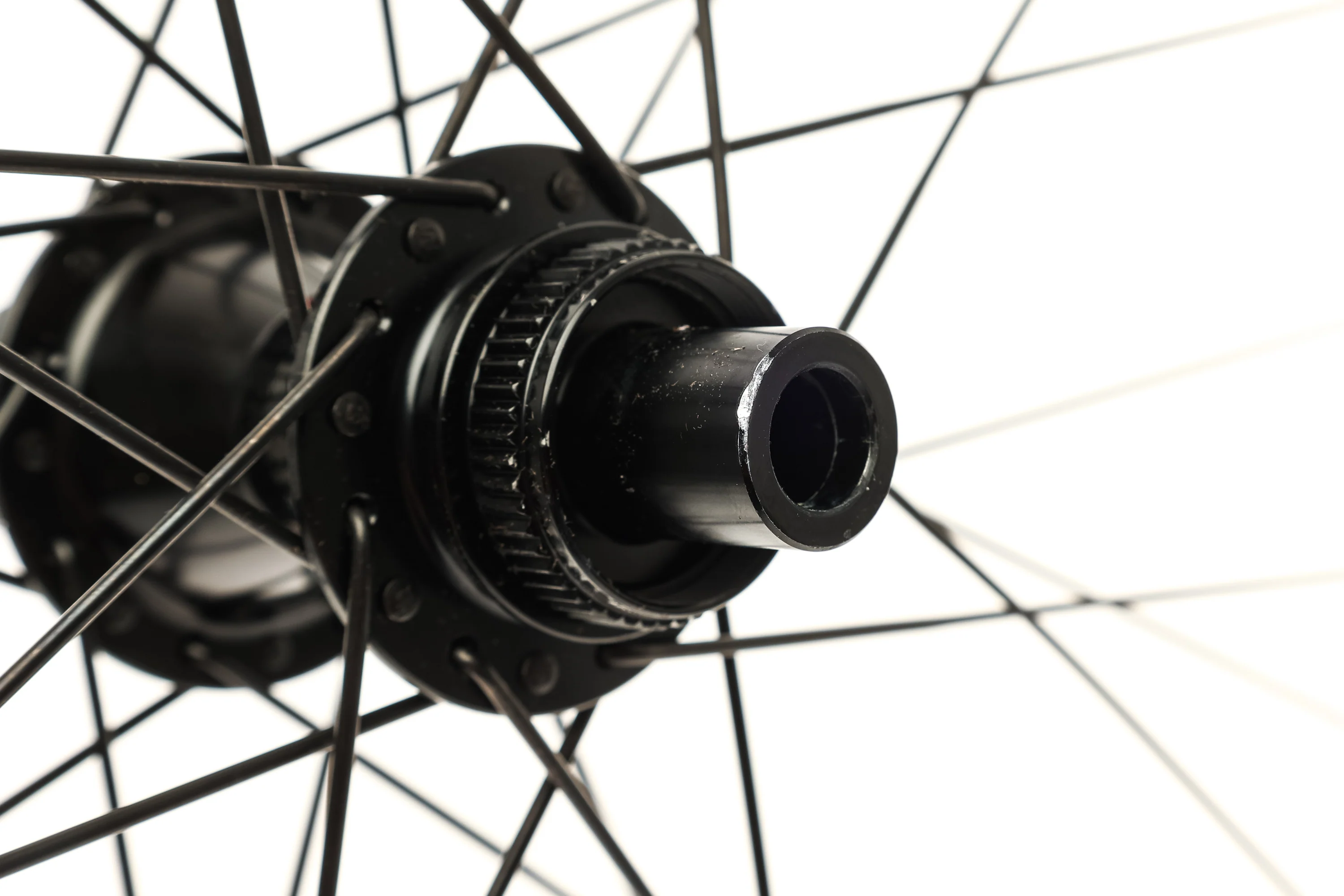 DT Swiss R500db Aluminum Tubeless 700c Wheelset - Image 9