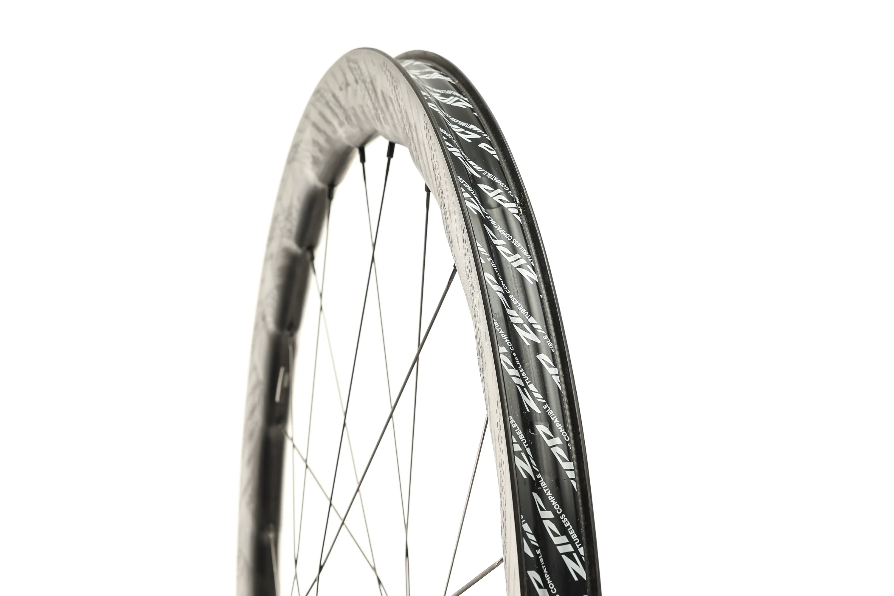 Zipp 353 NSW Carbon Tubeless 700c Front Wheel - Image 4