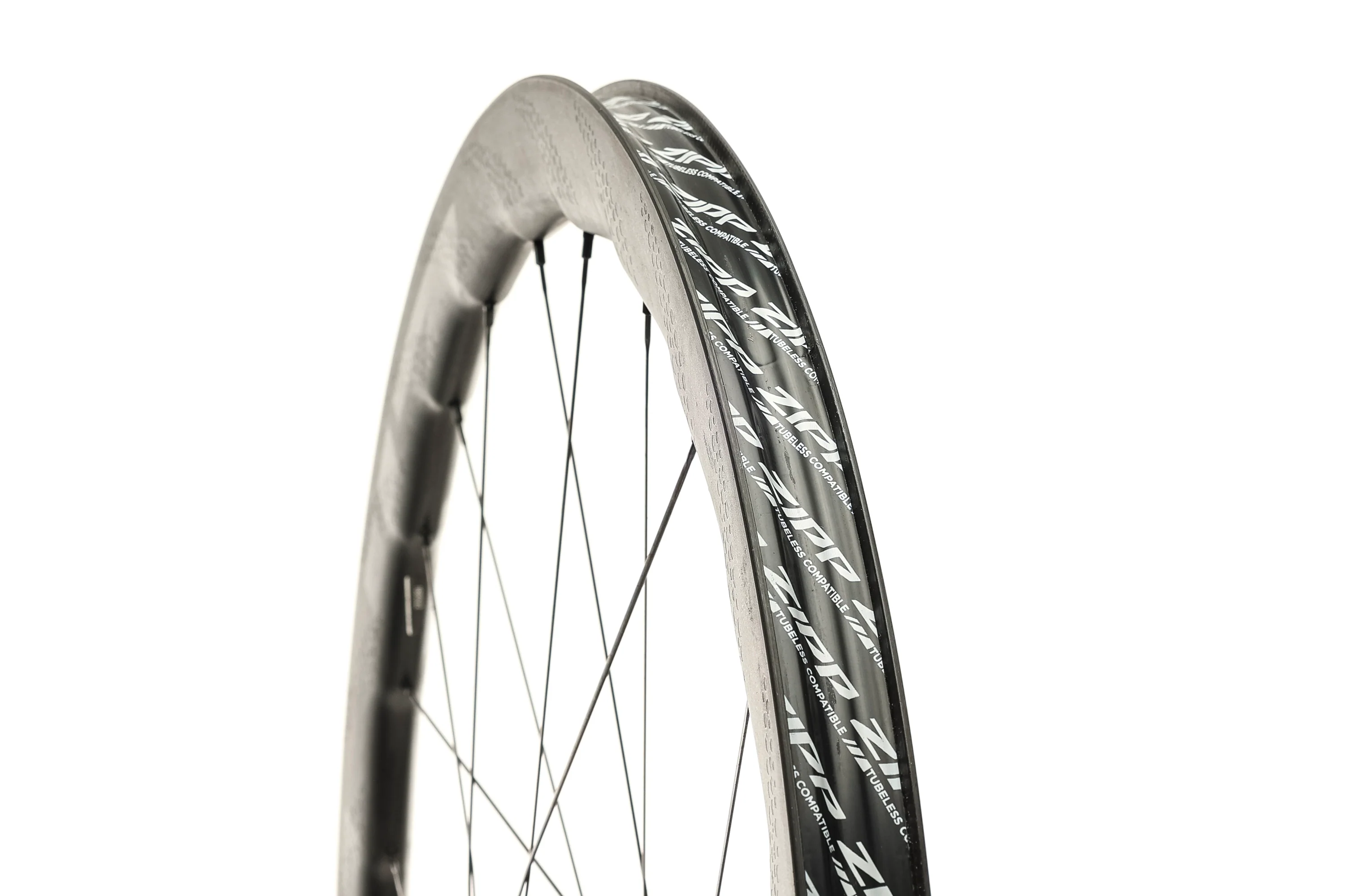 Zipp 353 NSW Carbon Tubeless 700c Rear Wheel - Image 10