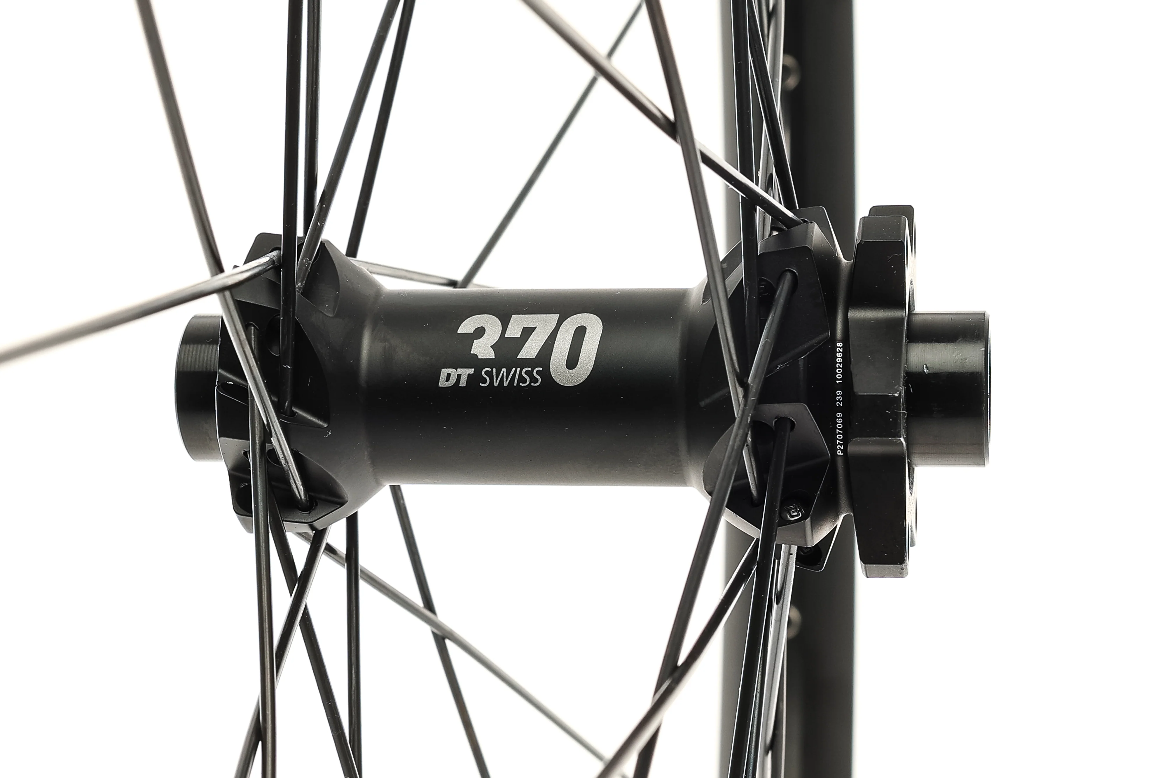 DT Swiss M 1900 Aluminum Tubeless 29" Wheelset - Image 3