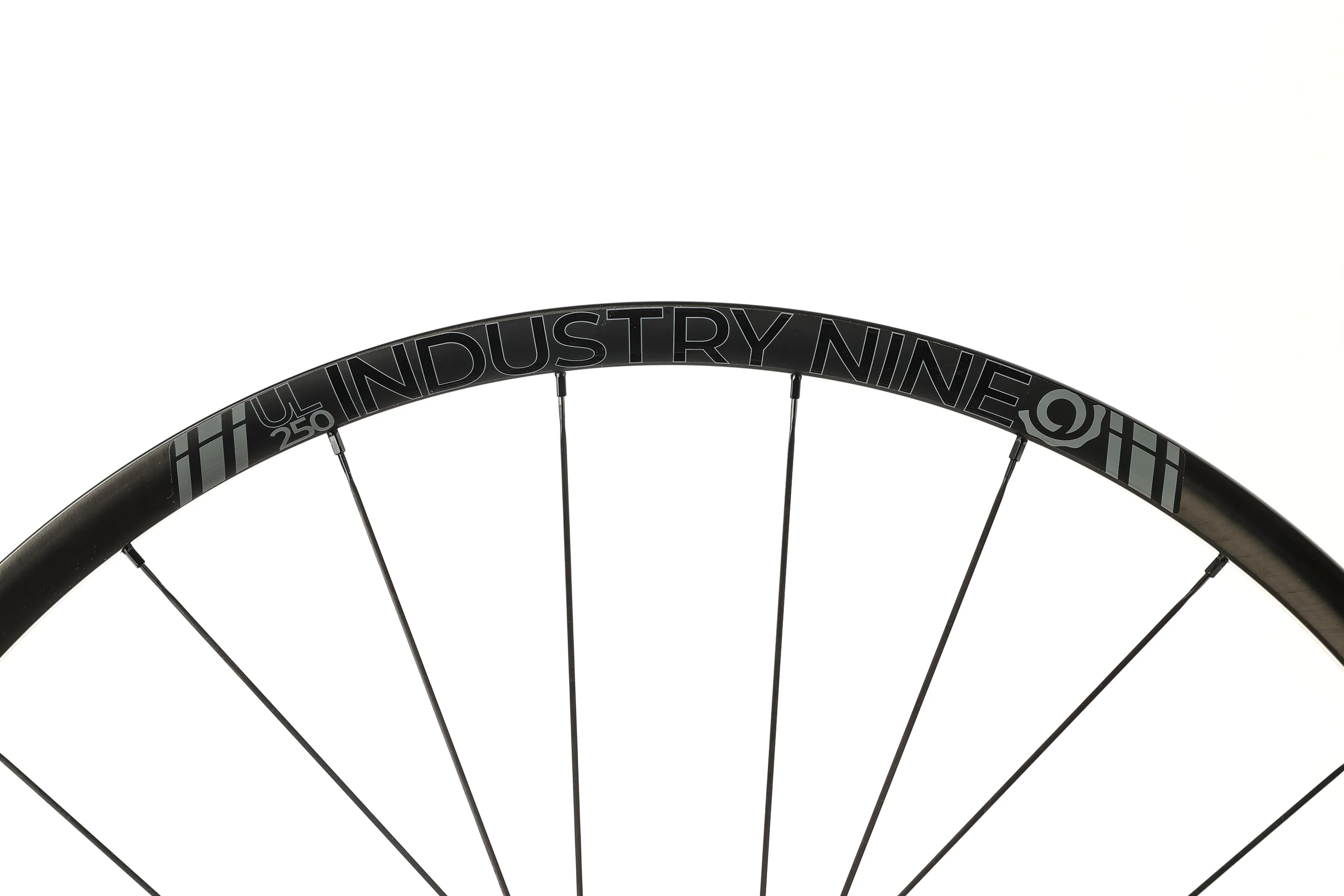 Industry Nine UL 250 Carbon Tubeless 700c Wheelset - Image 6