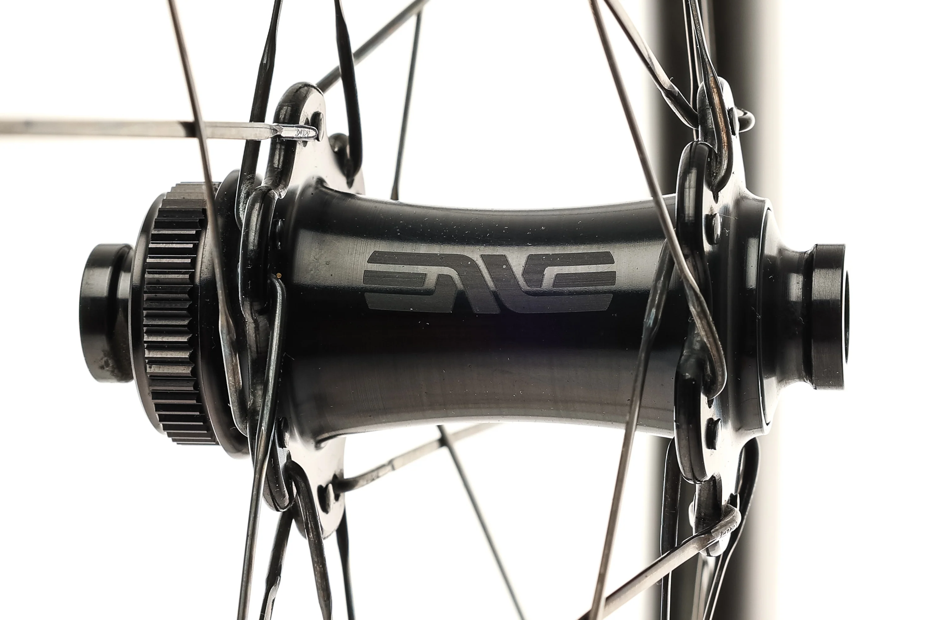 ENVE SES 4.5 Carbon Tubeless 700c Wheelset - Image 4