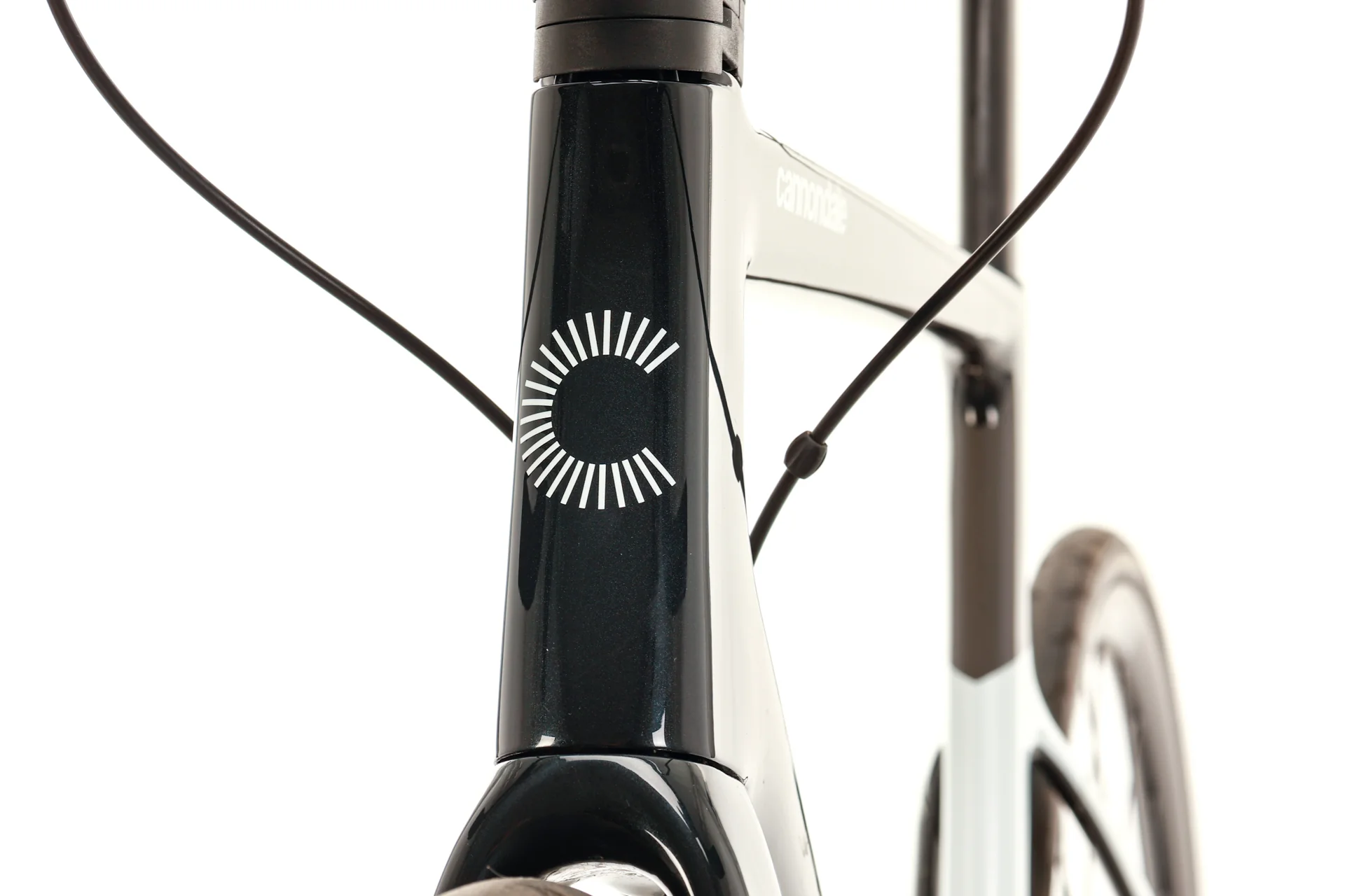 Cannondale SuperSix EVO Carbon Disc 105 Road Bike - 2022, 56cm - Image 7