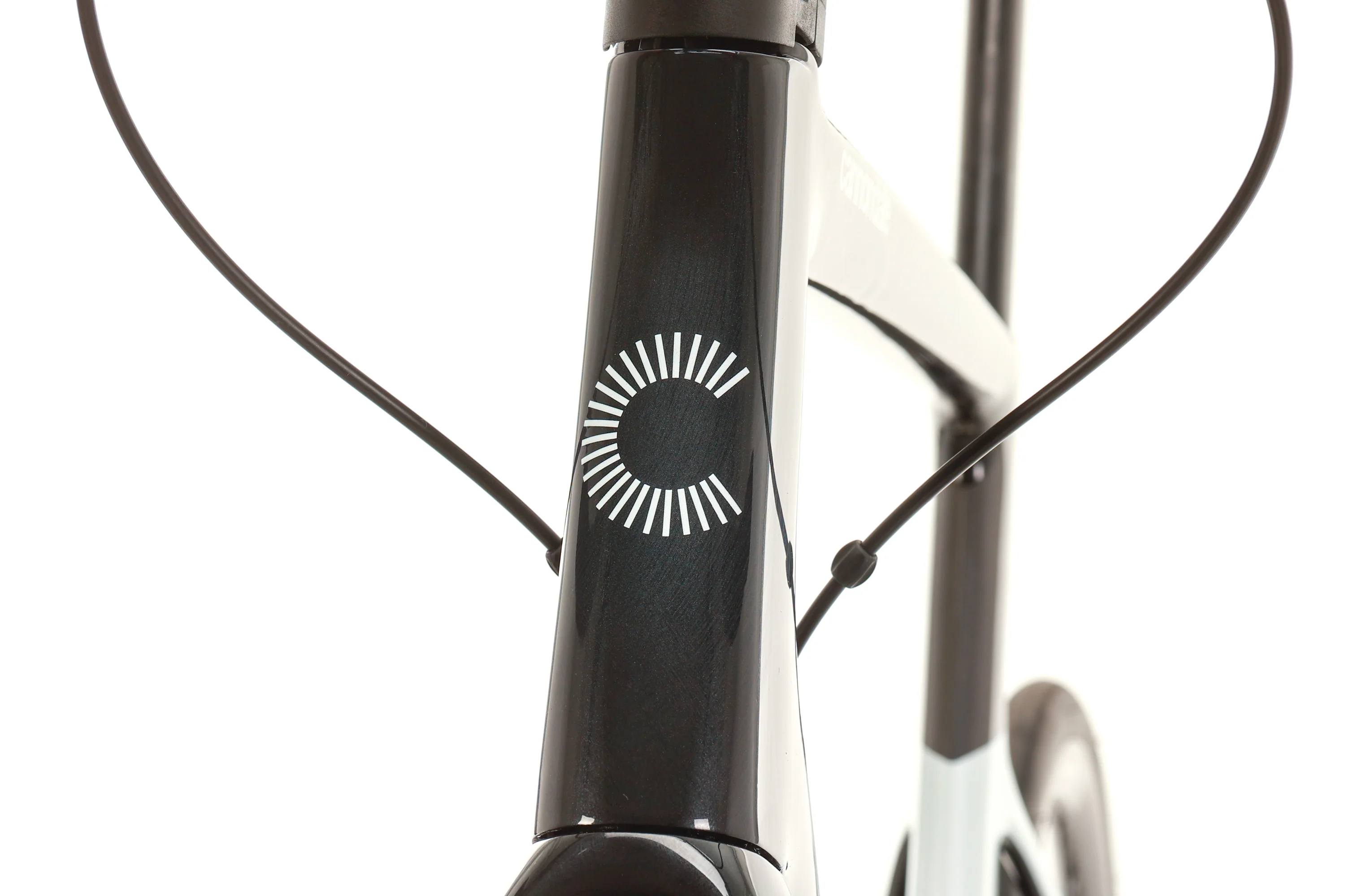 Cannondale SuperSix EVO Carbon Disc 105 Road Bike - 2022, 58cm - Image 7
