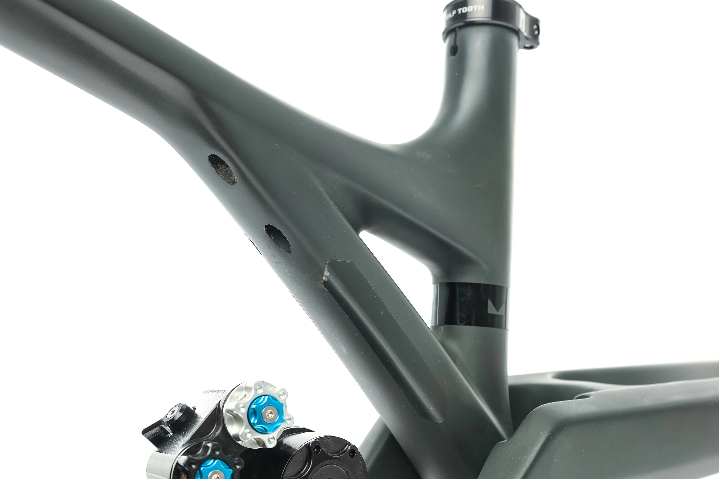Evil Offering Small Frameset - 2022 - Image 11