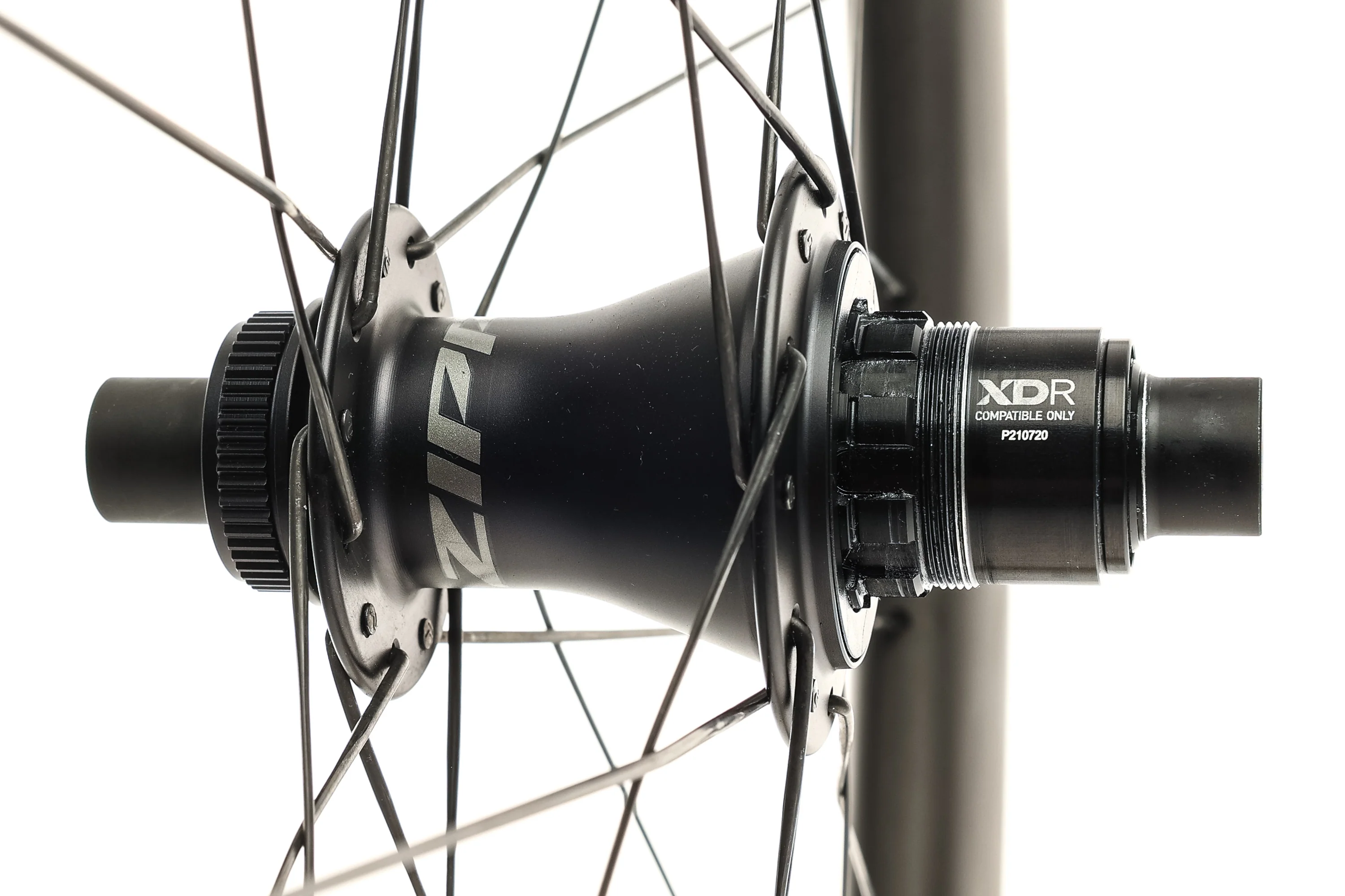 Reserve 52/63 Carbon Tubeless 700c Wheelset - Image 3