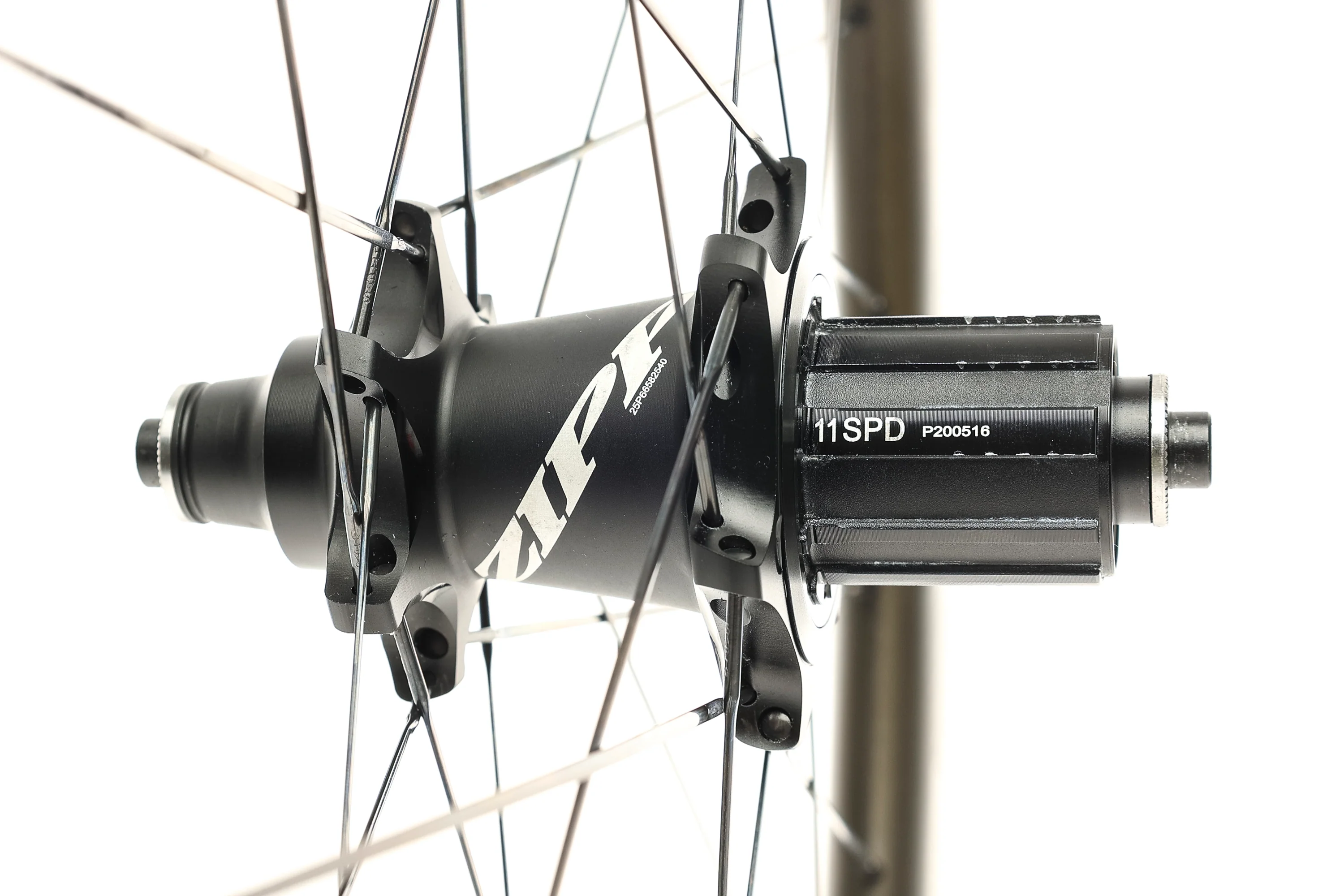 Zipp 808 NSW Carbon Clincher 700c Rear Wheel - Image 3