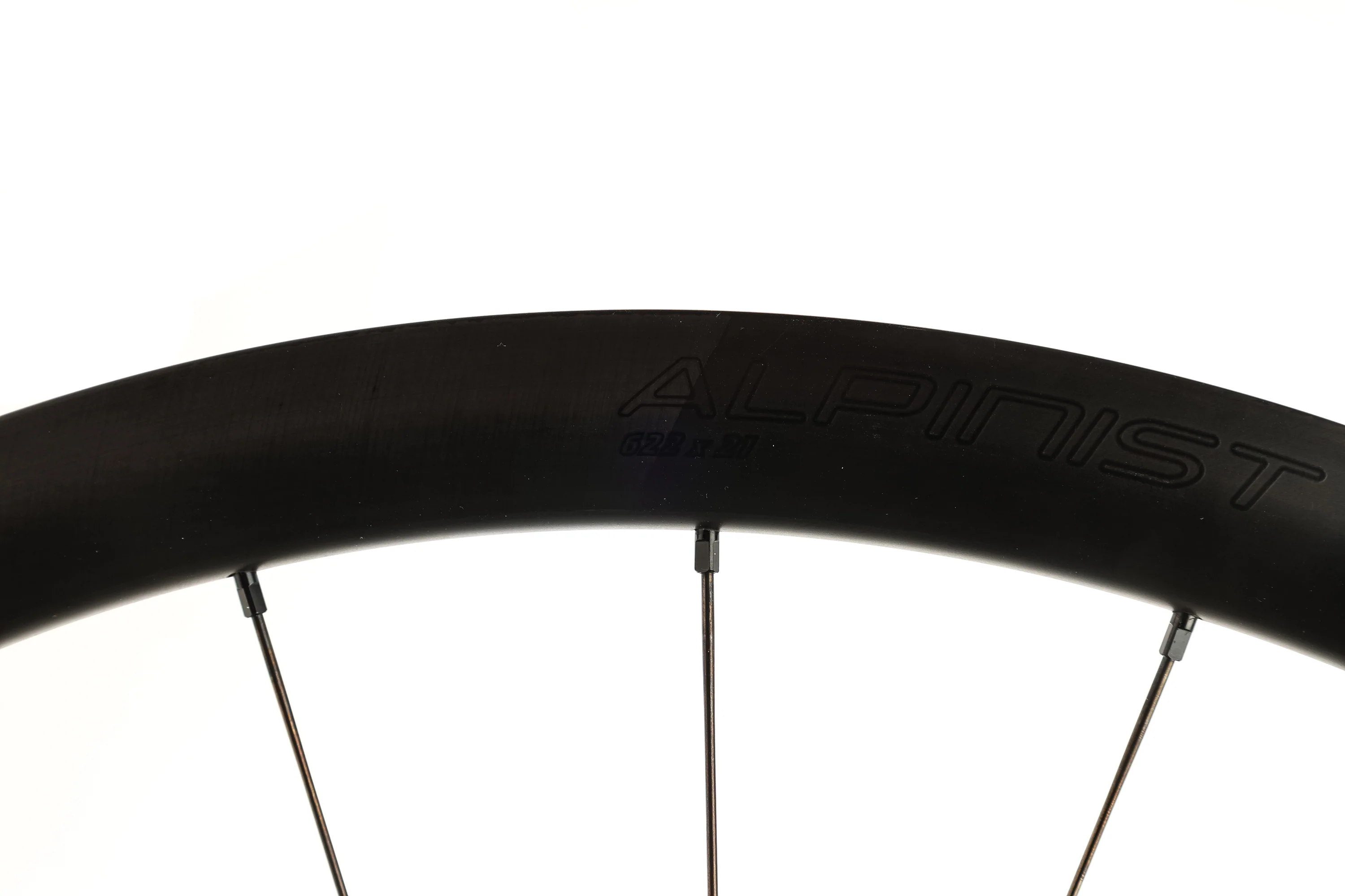 Roval Alpinist CL II Carbon Tubeless 700c Wheelset - Image 10