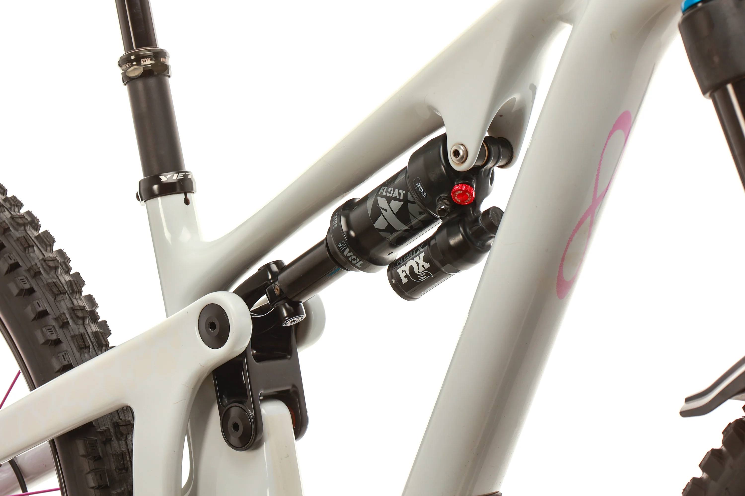 Yeti SB140 C2 27.5 Mountain Bike - 2022, X-Small - Image 4