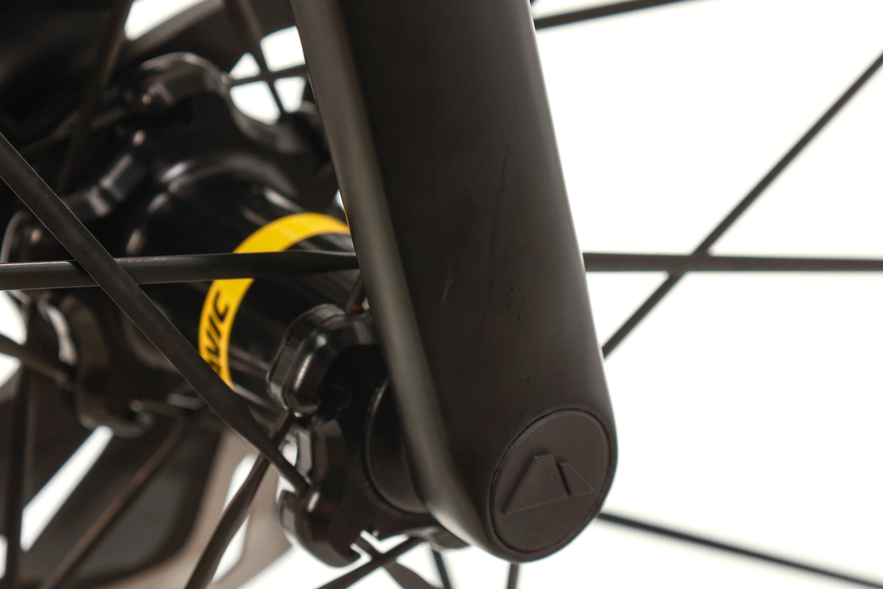 Canyon Ultimate CF SLX Disc 9.0 Di2 Road Bike- 2019, Medium - Image 11
