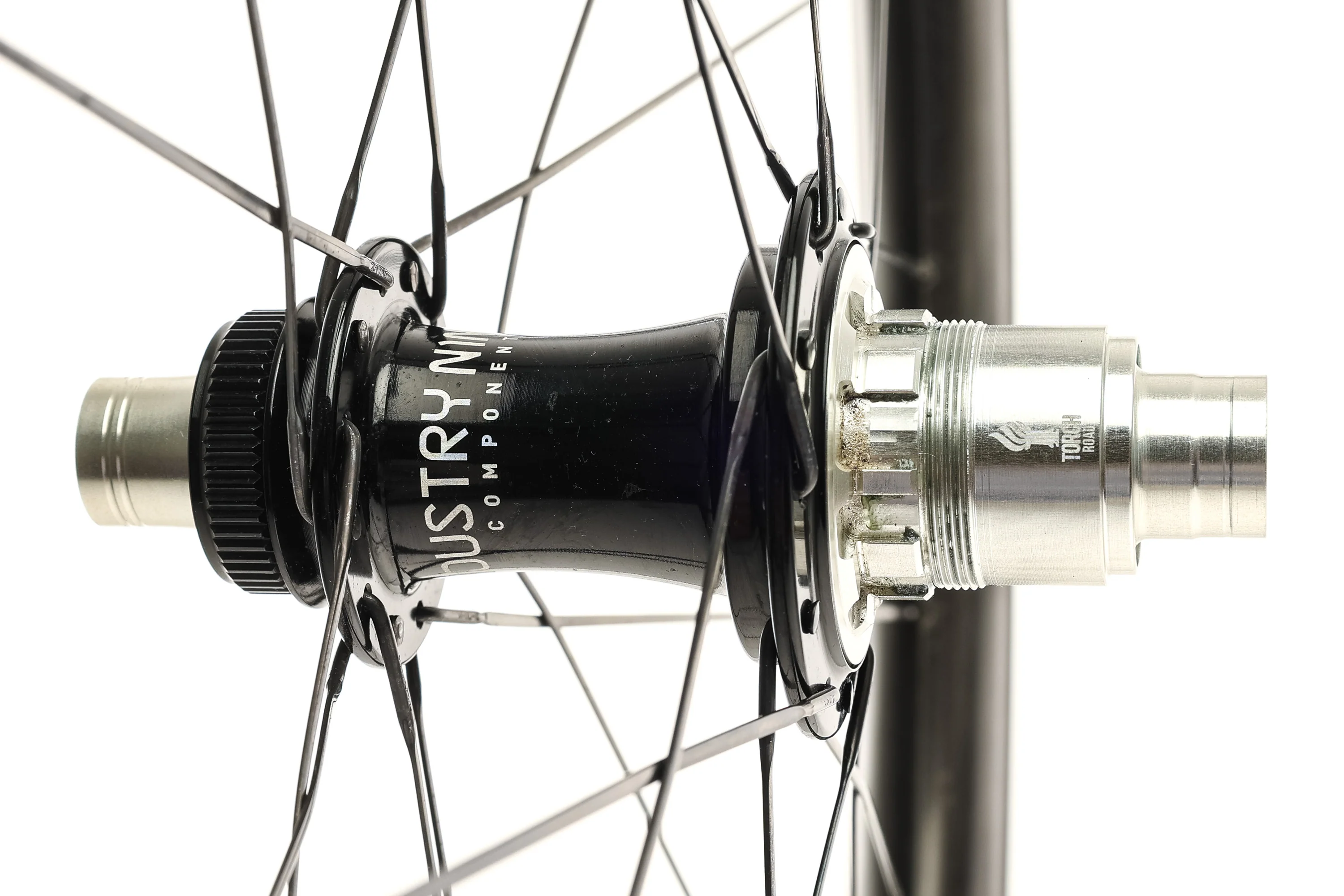 ENVE G27 Carbon Tubeless 650b Wheelset - Image 3