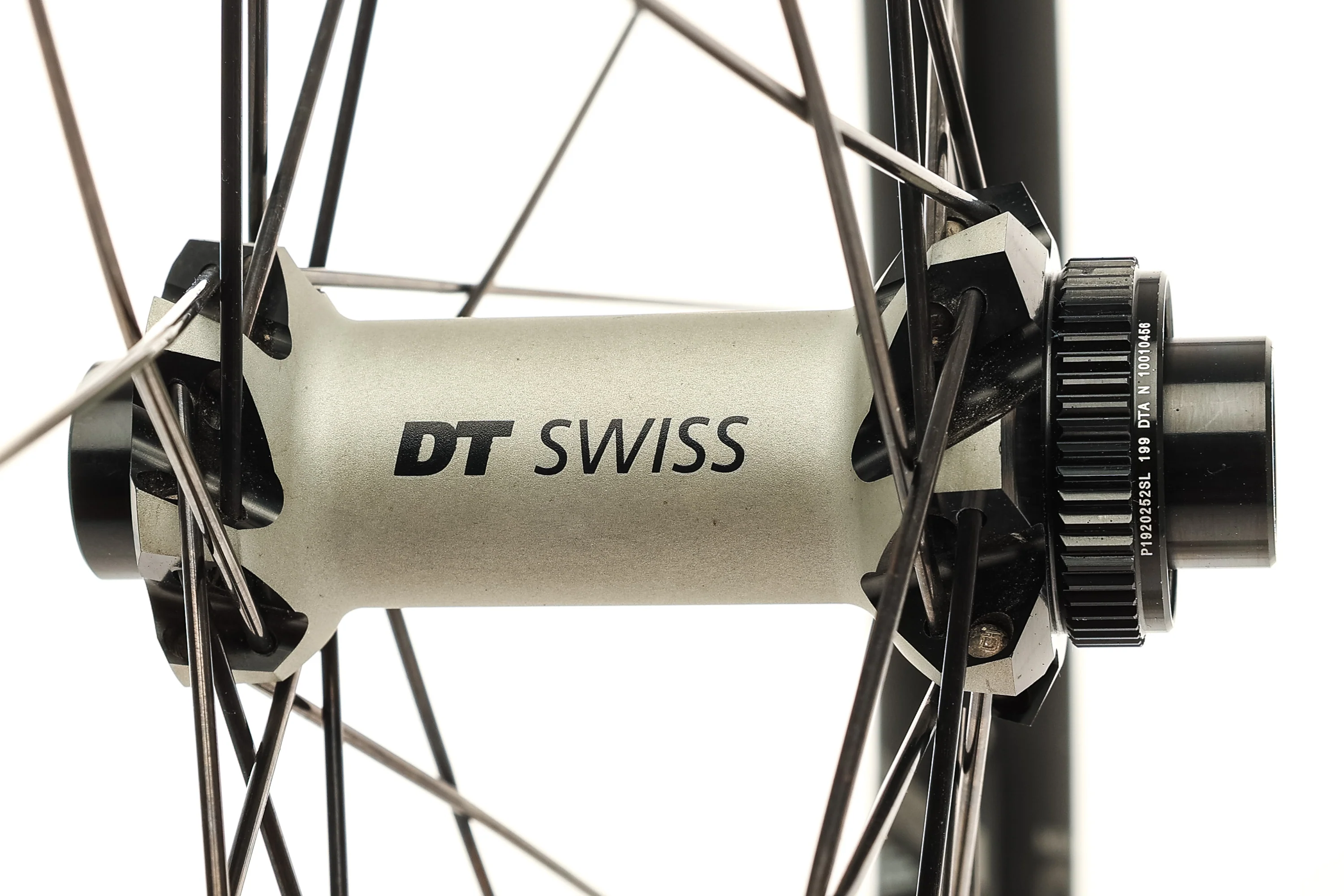 DT Swiss M1700 Aluminum Tubeless 29" Wheelset - Image 3