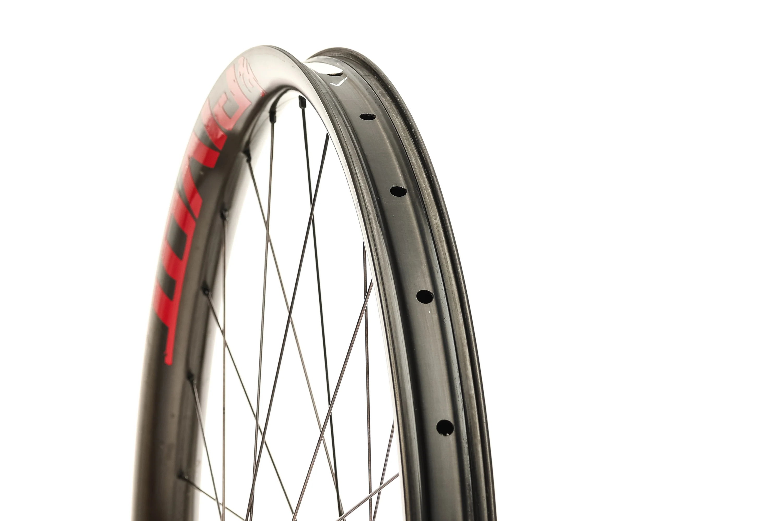 Reynolds Carbon Tubeless 27.5" Front Wheel - Image 4