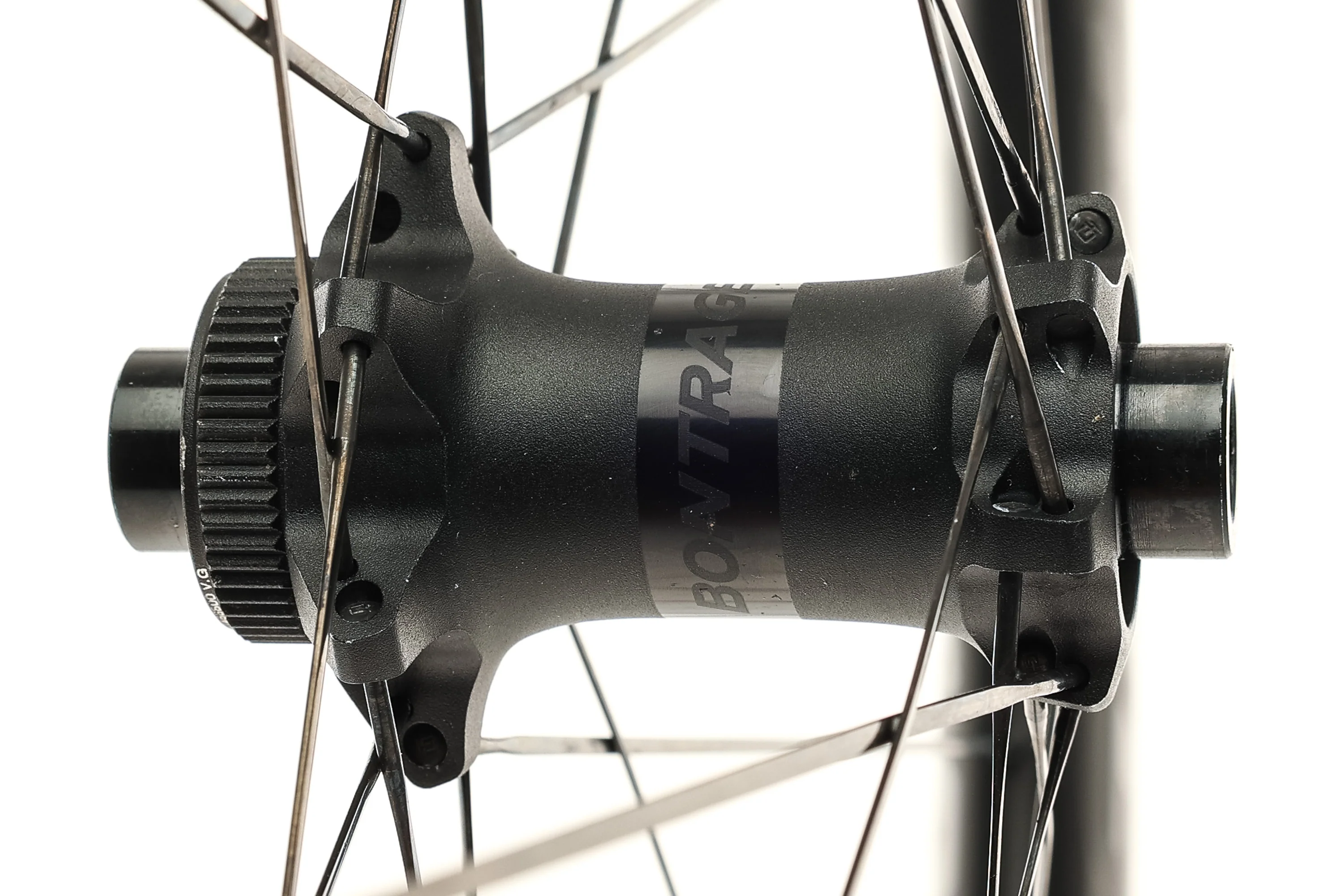 Bontrager Aeolus Pro 3V Carbon Tubeless 700c Front Wheel - Image 3
