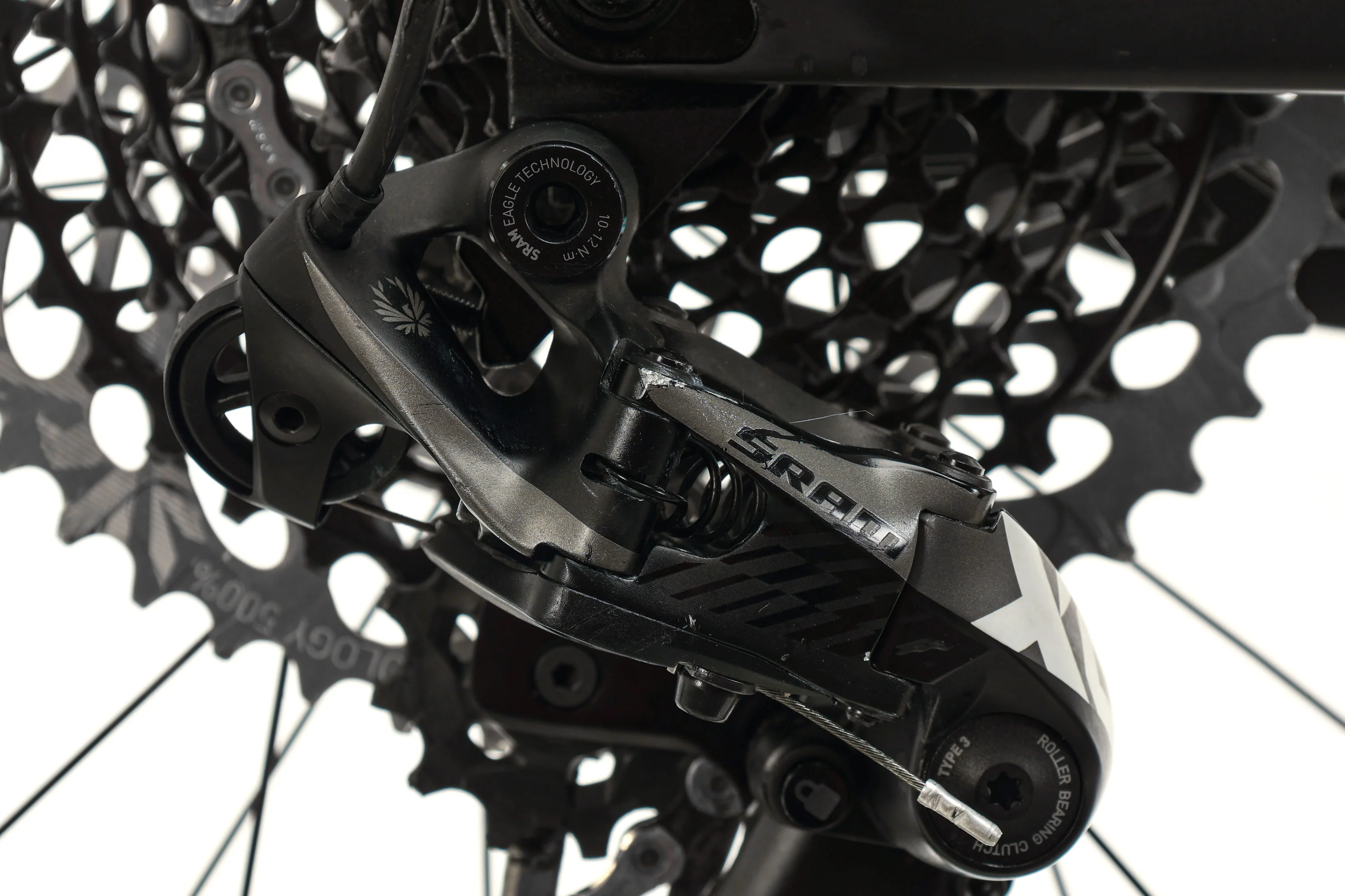 Canyon 2020 Lux CF SL 8.0 Mountain Bike - 2020, X-Large - Image 10