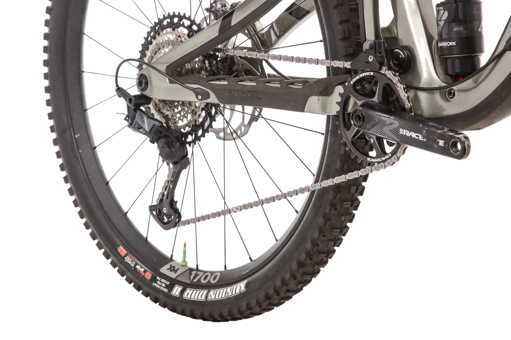 Pivot Firebird Pro XT/XTR Air Mountain Bike - 2022, Medium - Image 3