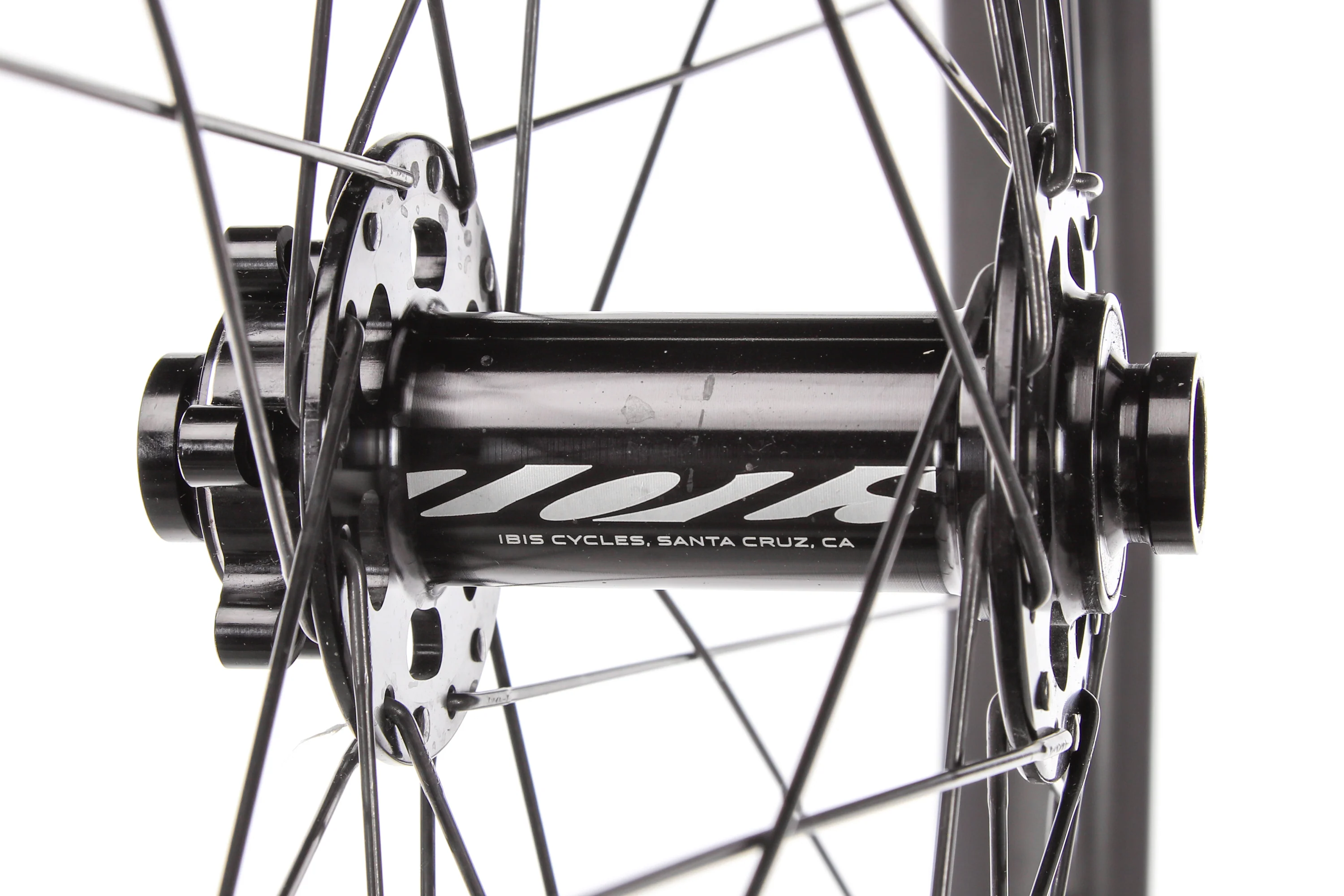Ibis S35 29 Logo Carbon Tubeless Wheelset - Image 4