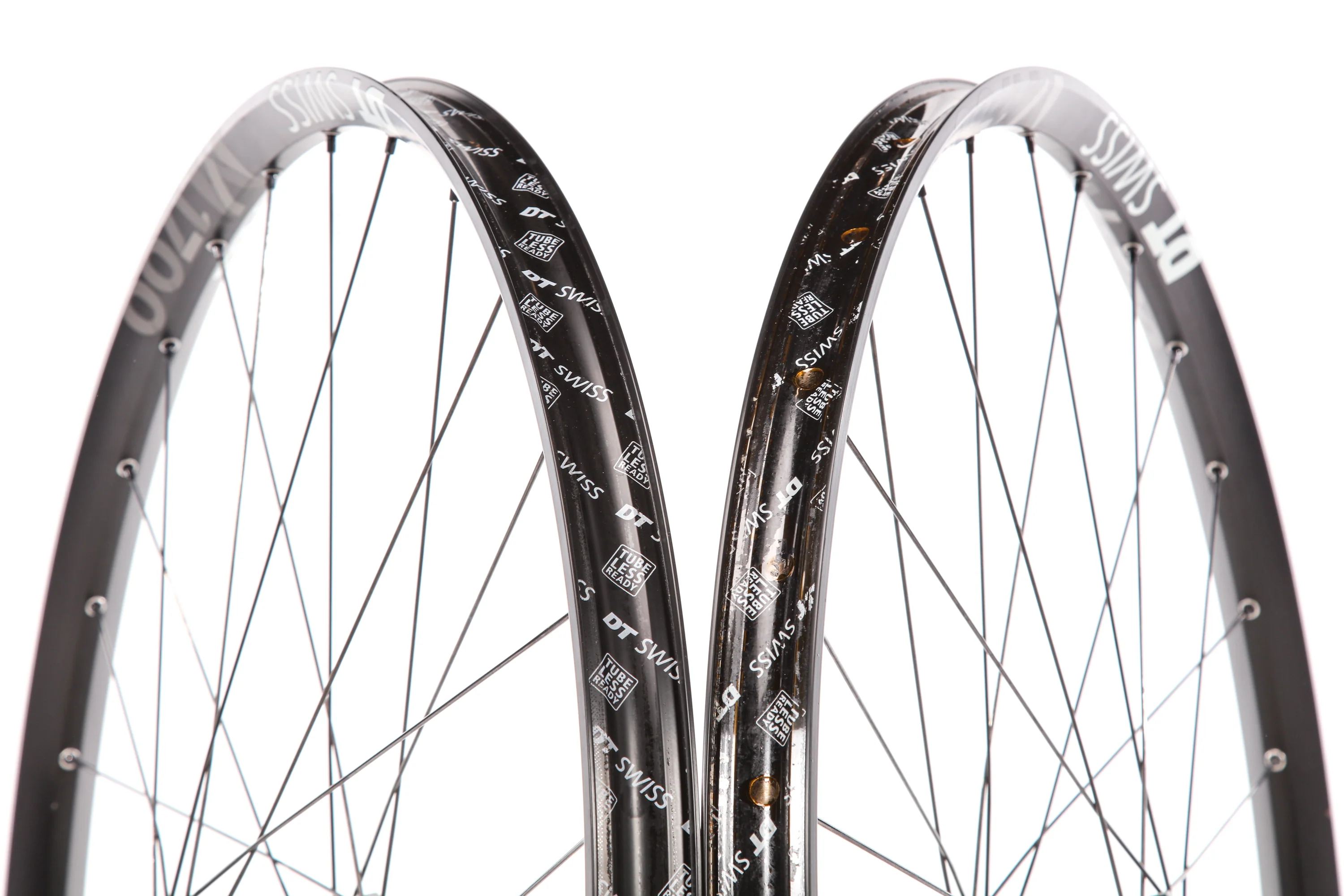 DT Swiss M1700 Aluminum Tubeless 29" Wheelset - Image 5