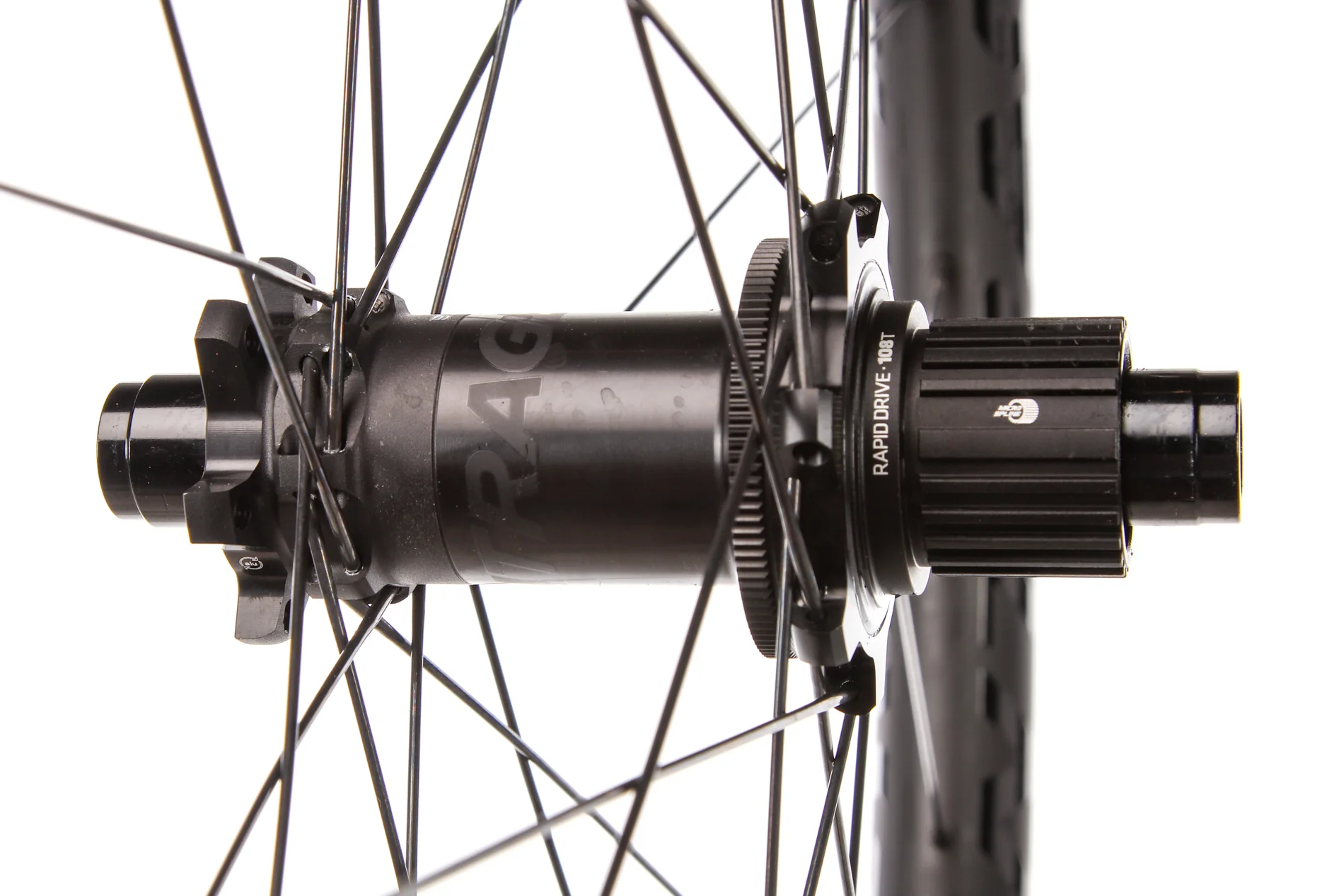 Bontrager Line Pro 30 Carbon Tubeless 29" Wheelset - Image 3