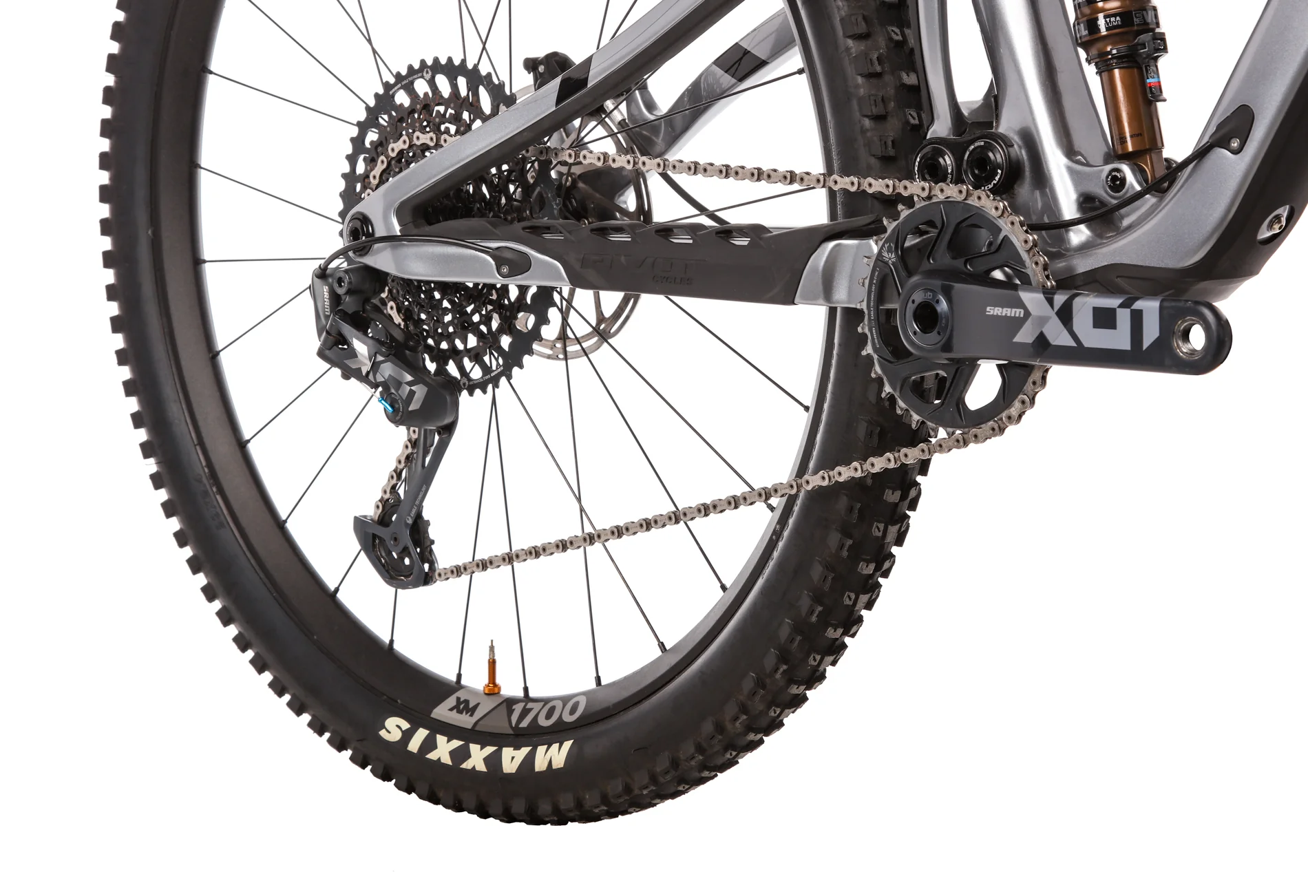 Pivot Trail 429 Mountain Bike - 2023, Medium - Image 3